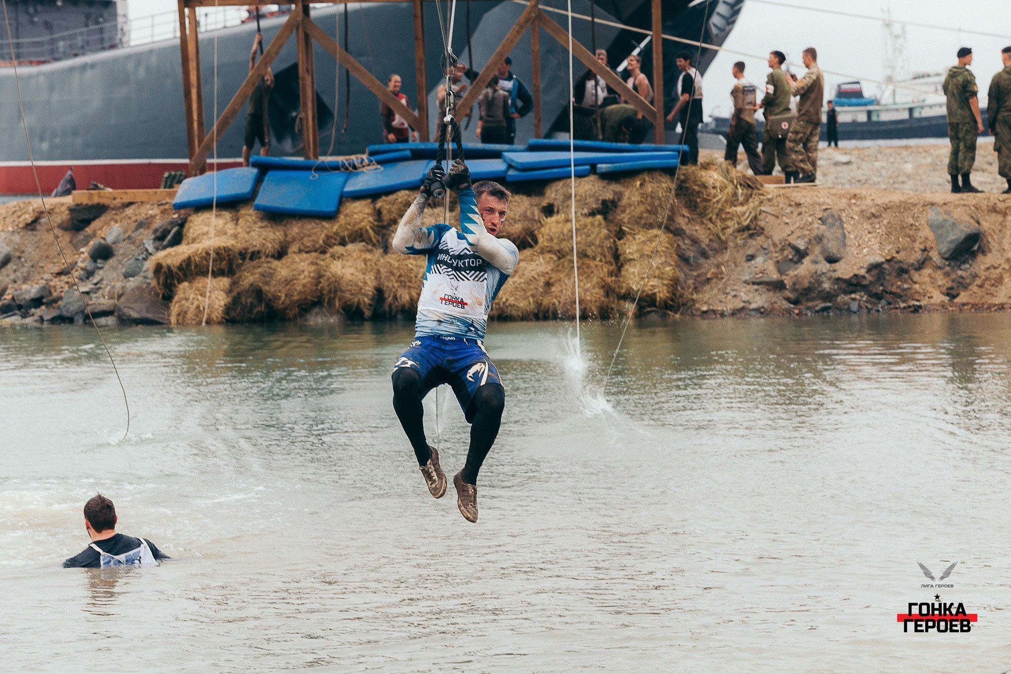 ГОНКА ГЕРОЕВ 2016. Фотограф во Владивостоке Антон Блохин