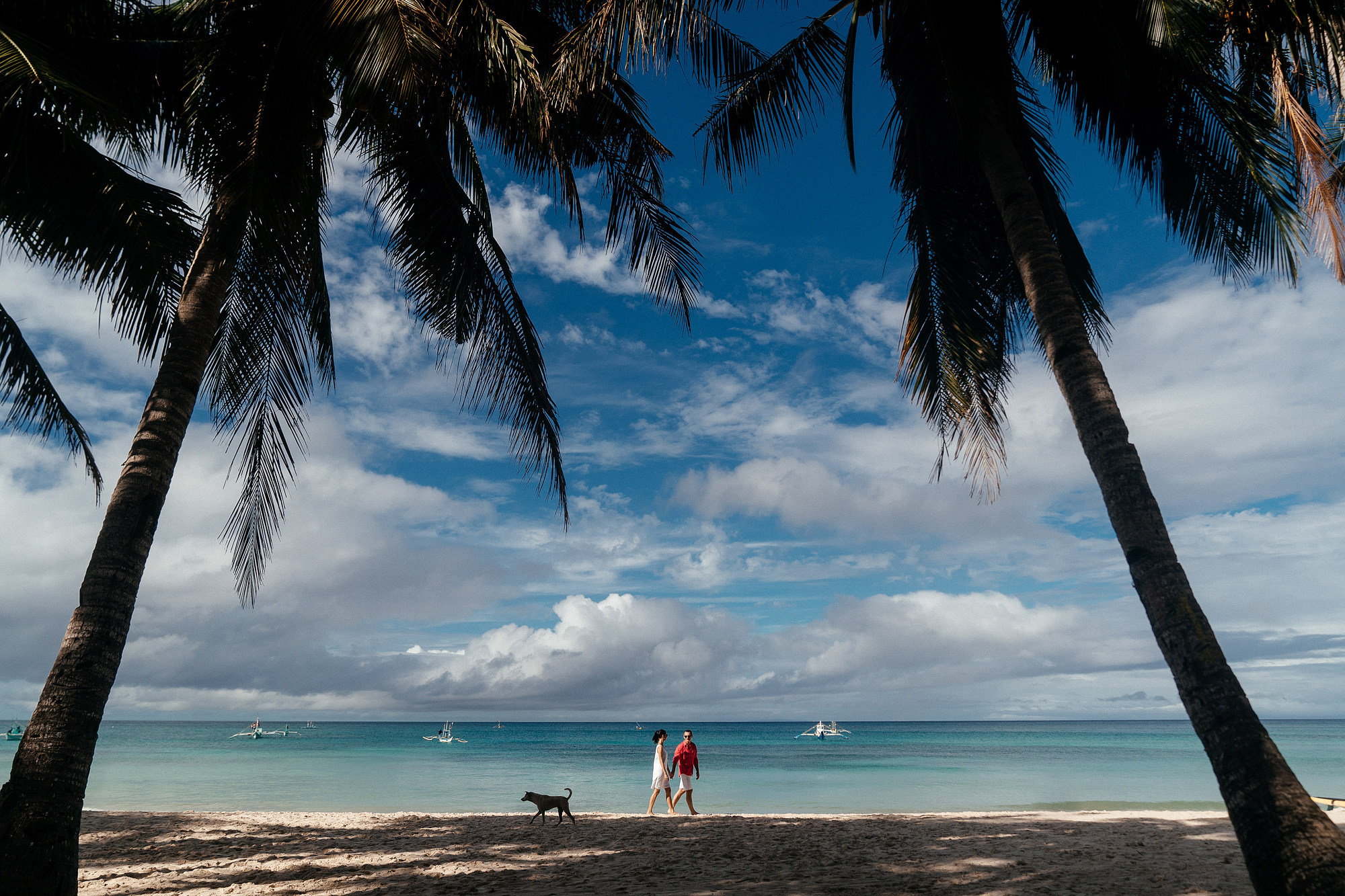 LOVESTORY ON BORACAY. Wedding and family photographer in Vladivostok Anton Blokhin