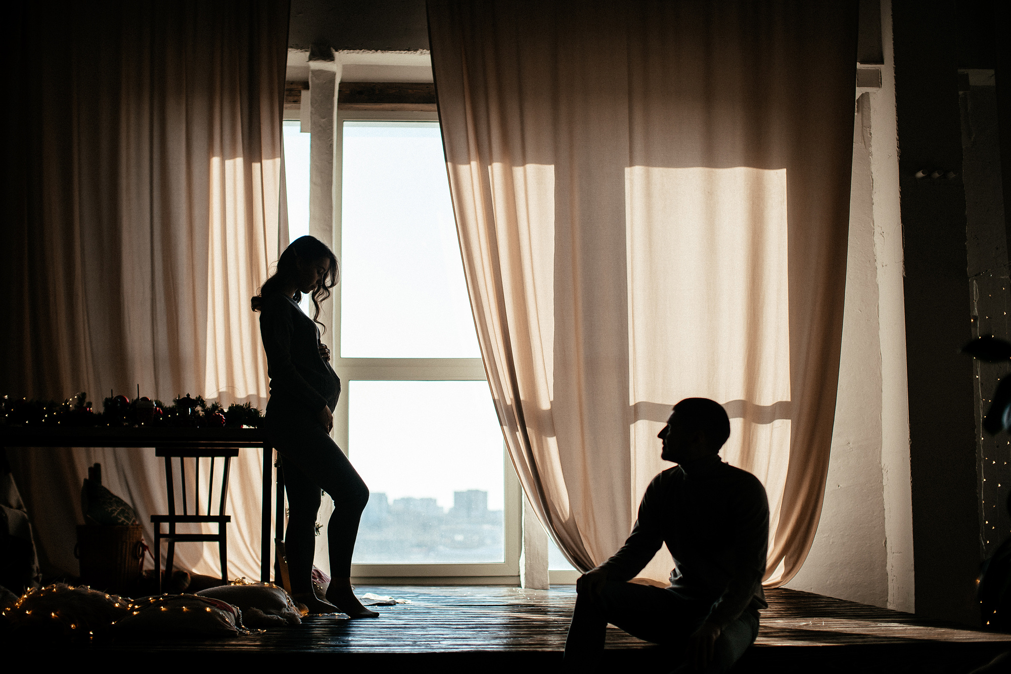 Фотосессия беременности в студии во Владивостоке. Фотограф во Владивостоке Антон Блохин