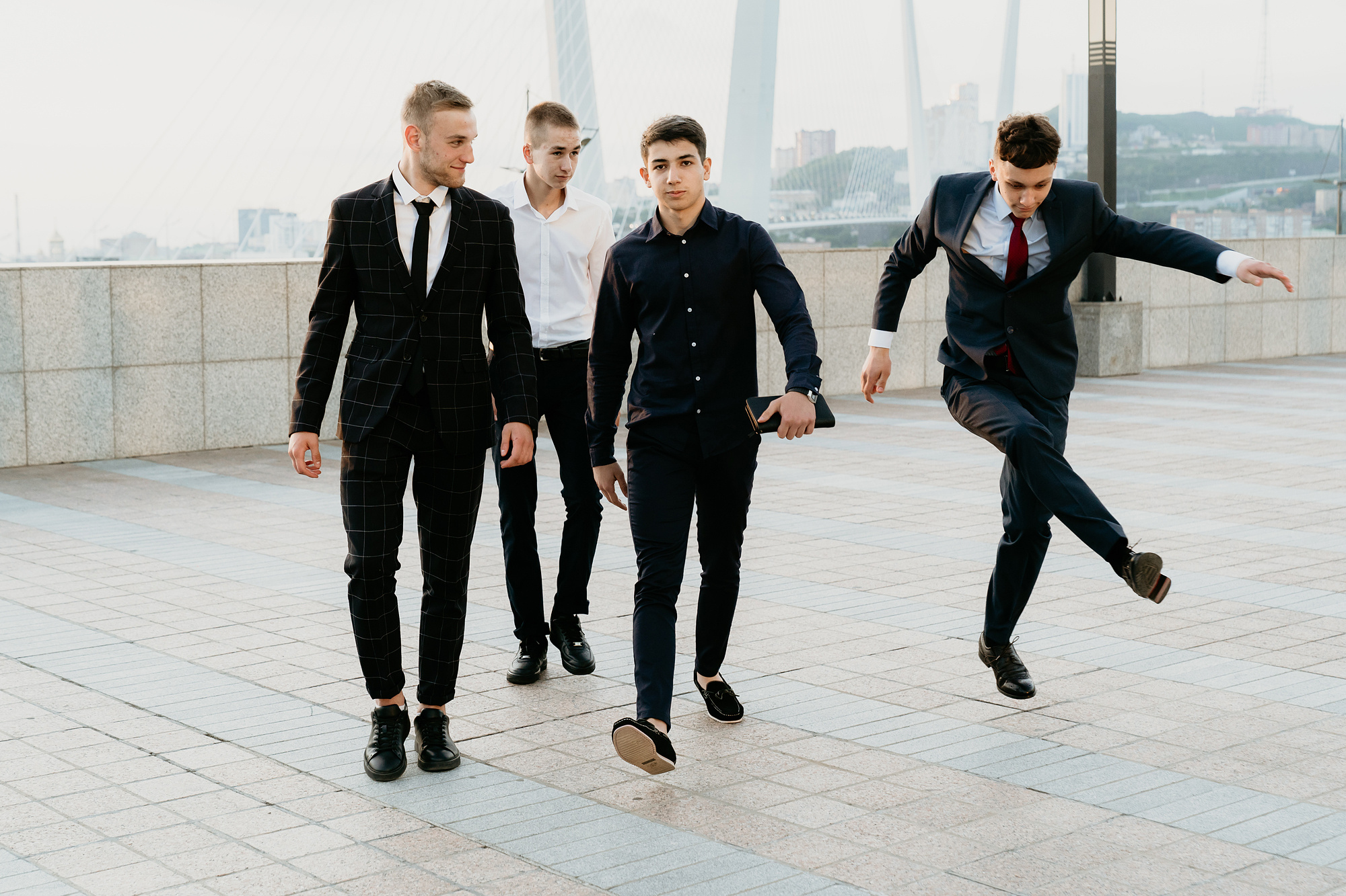 ШКОЛЬНЫЙ ВЫПУСКНОЙ 2019. Фотограф во Владивостоке Антон Блохин