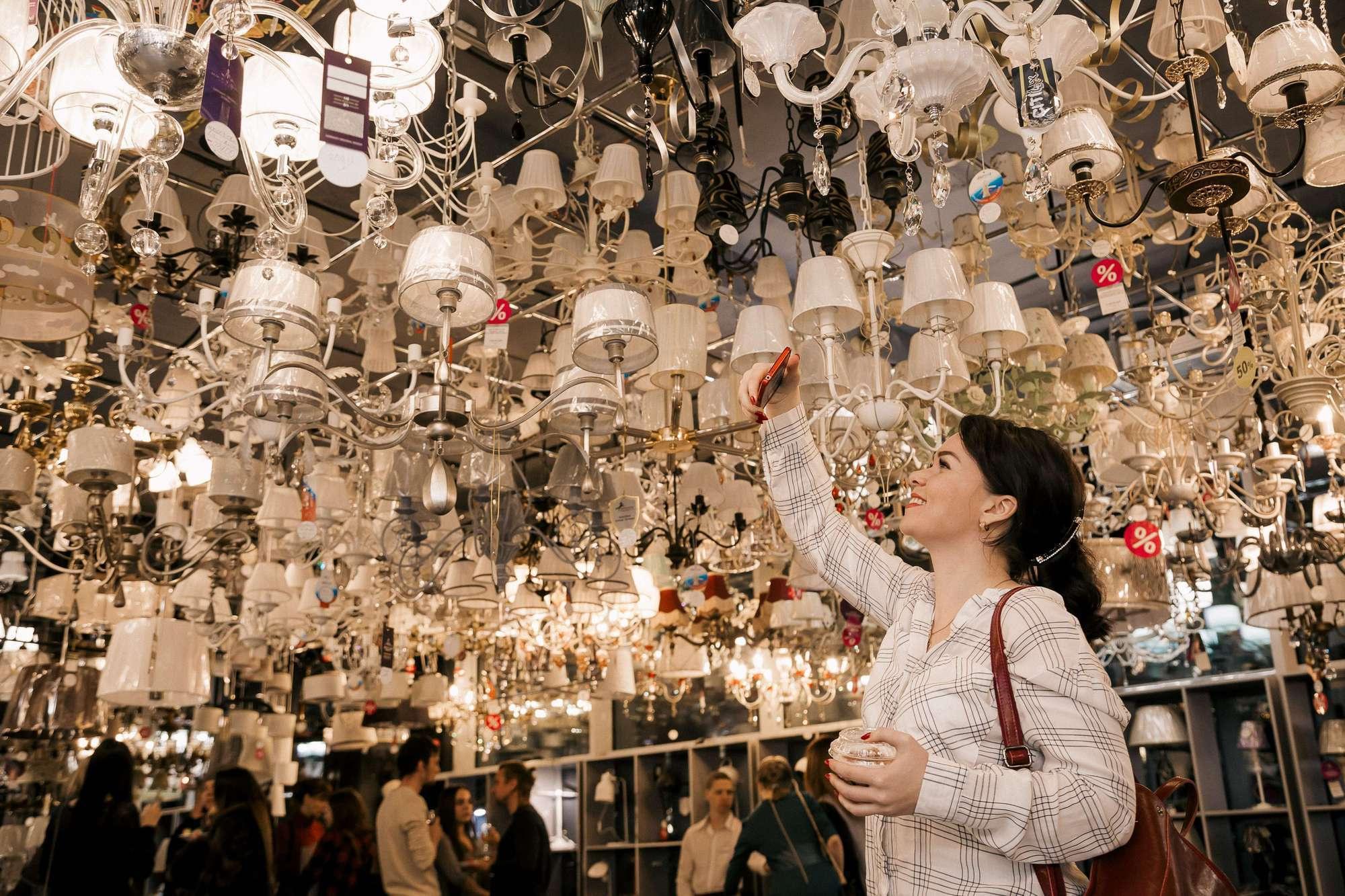 Презентация немецкого бренда Maytoni в салоне Орион свет. Фотограф во Владивостоке Антон Блохин