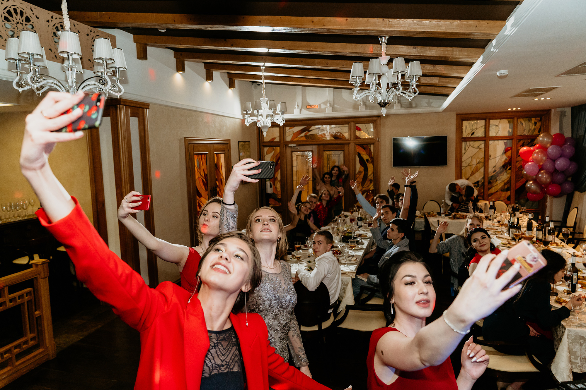 ШКОЛЬНЫЙ ВЫПУСКНОЙ 2019. Фотограф во Владивостоке Антон Блохин