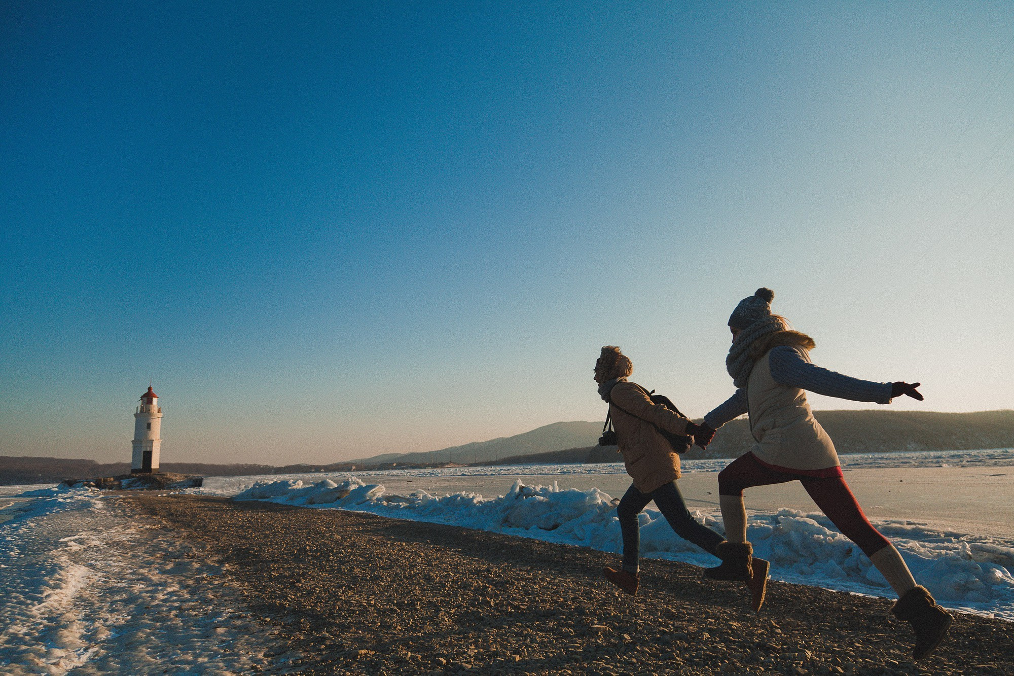 «HAND in HAND». Фотограф во Владивостоке Антон Блохин