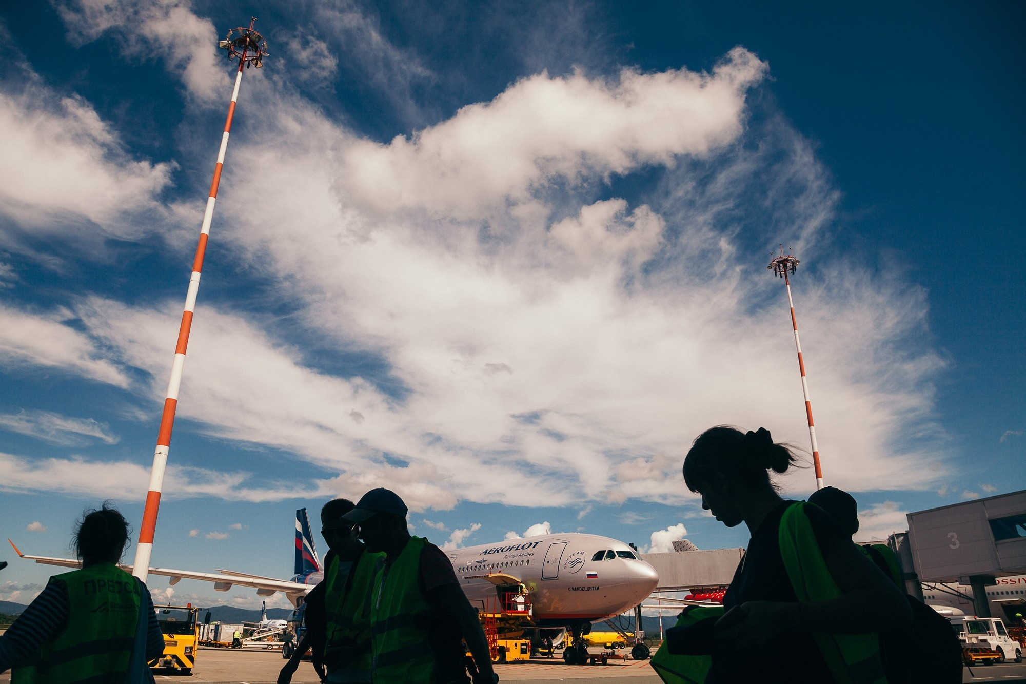 Авиаспоттинг в аэропорту Владивостока. Wedding and family photographer in Vladivostok Anton Blokhin