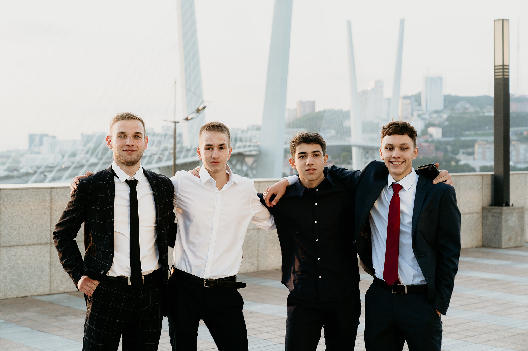 ШКОЛЬНЫЙ ВЫПУСКНОЙ 2019. Фотограф во Владивостоке Антон Блохин