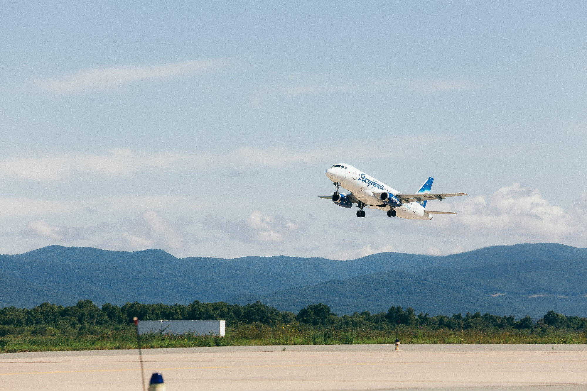 Авиаспоттинг в аэропорту Владивостока. Wedding and family photographer in Vladivostok Anton Blokhin