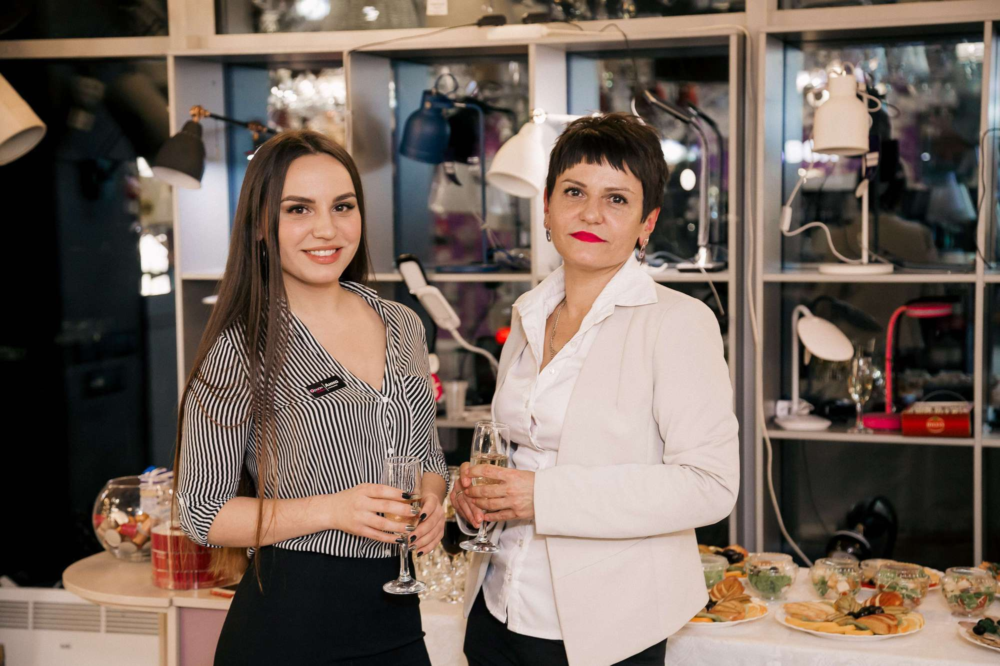 Презентация немецкого бренда Maytoni в салоне Орион свет. Фотограф во Владивостоке Антон Блохин