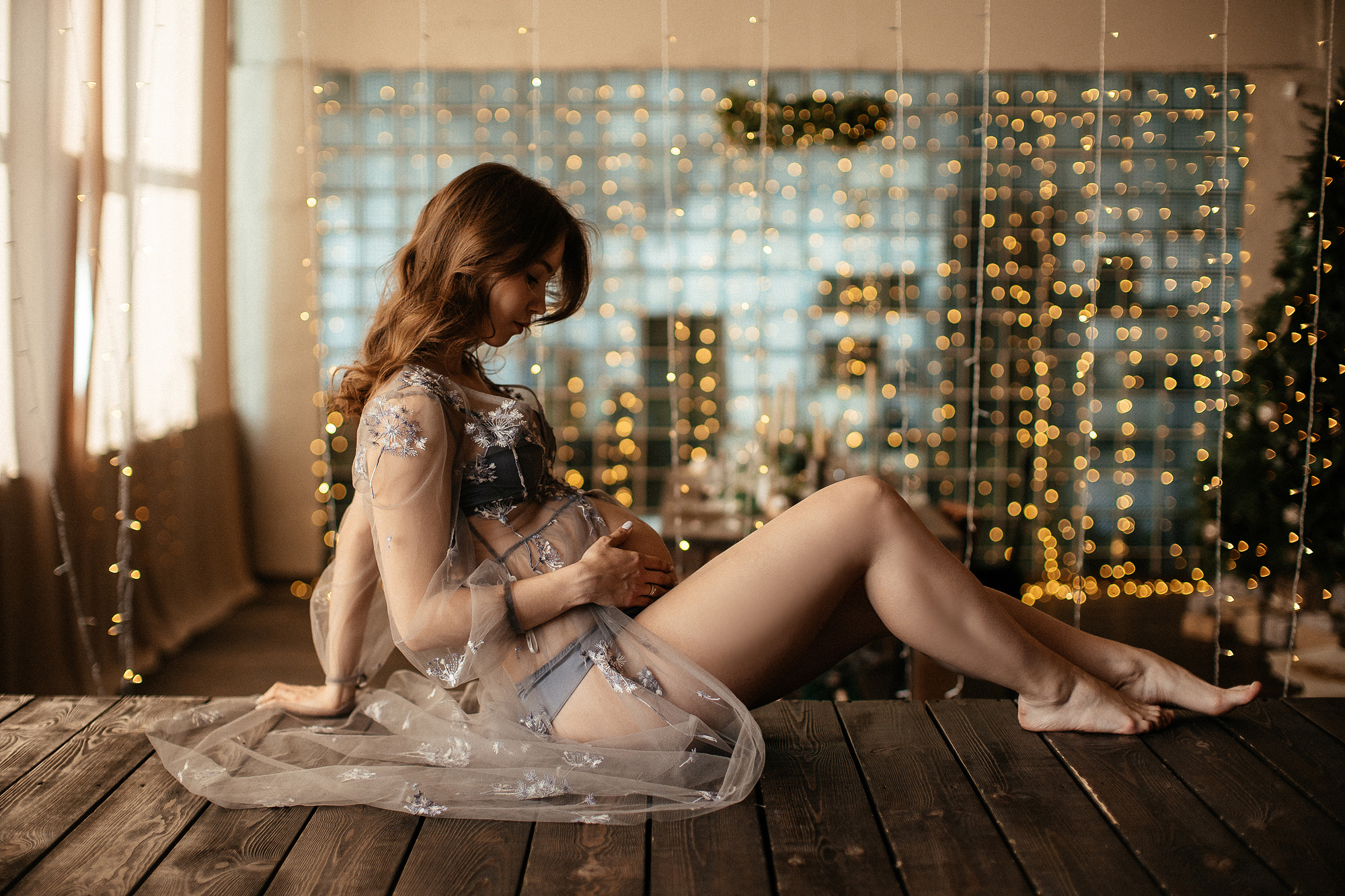 Фотосессия беременности в студии во Владивостоке. Фотограф во Владивостоке Антон Блохин