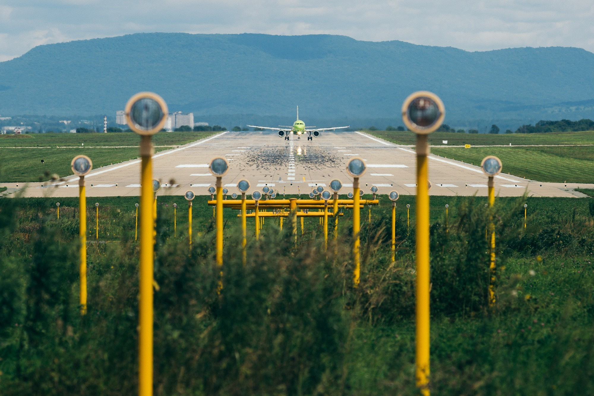 Авиаспоттинг в аэропорту Владивостока. Wedding and family photographer in Vladivostok Anton Blokhin