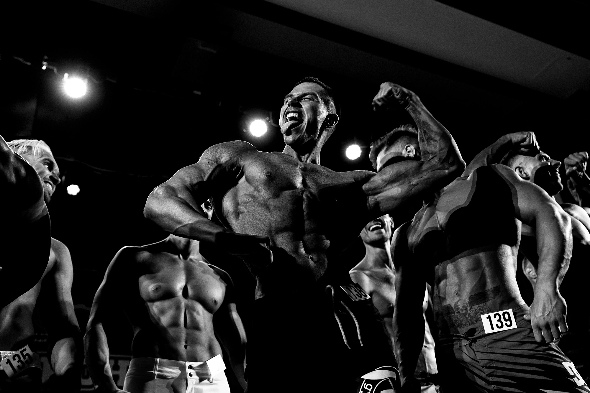 ЧЕМПИОНАТ ДАЛЬНЕВОСТОЧНОГО ФЕДЕРАЛЬНОГО ОКРУГА ПО БОДИБИЛДИНГУ 2019. Wedding and family photographer in Vladivostok Anton Blokhin