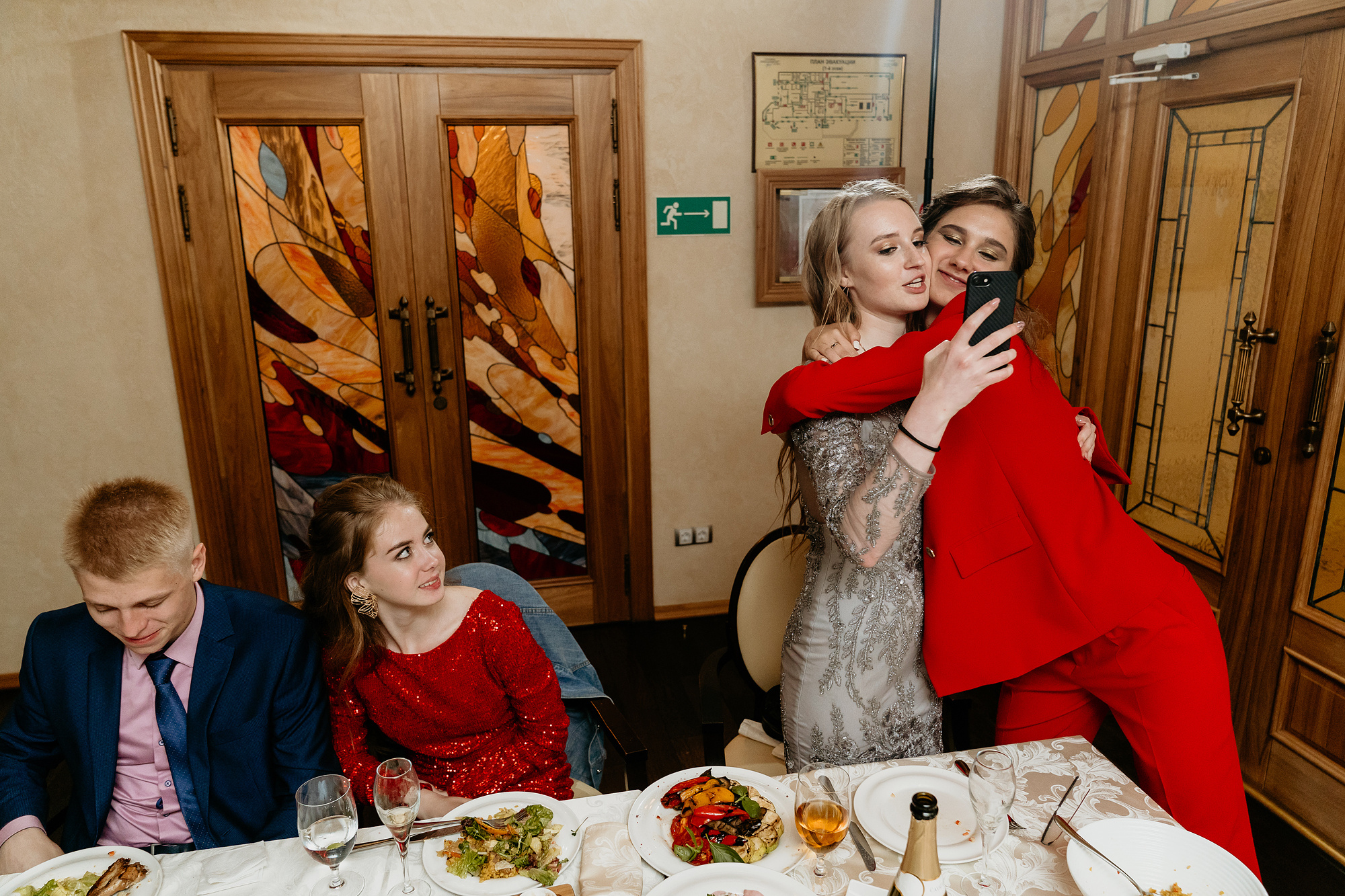 ШКОЛЬНЫЙ ВЫПУСКНОЙ 2019. Фотограф во Владивостоке Антон Блохин