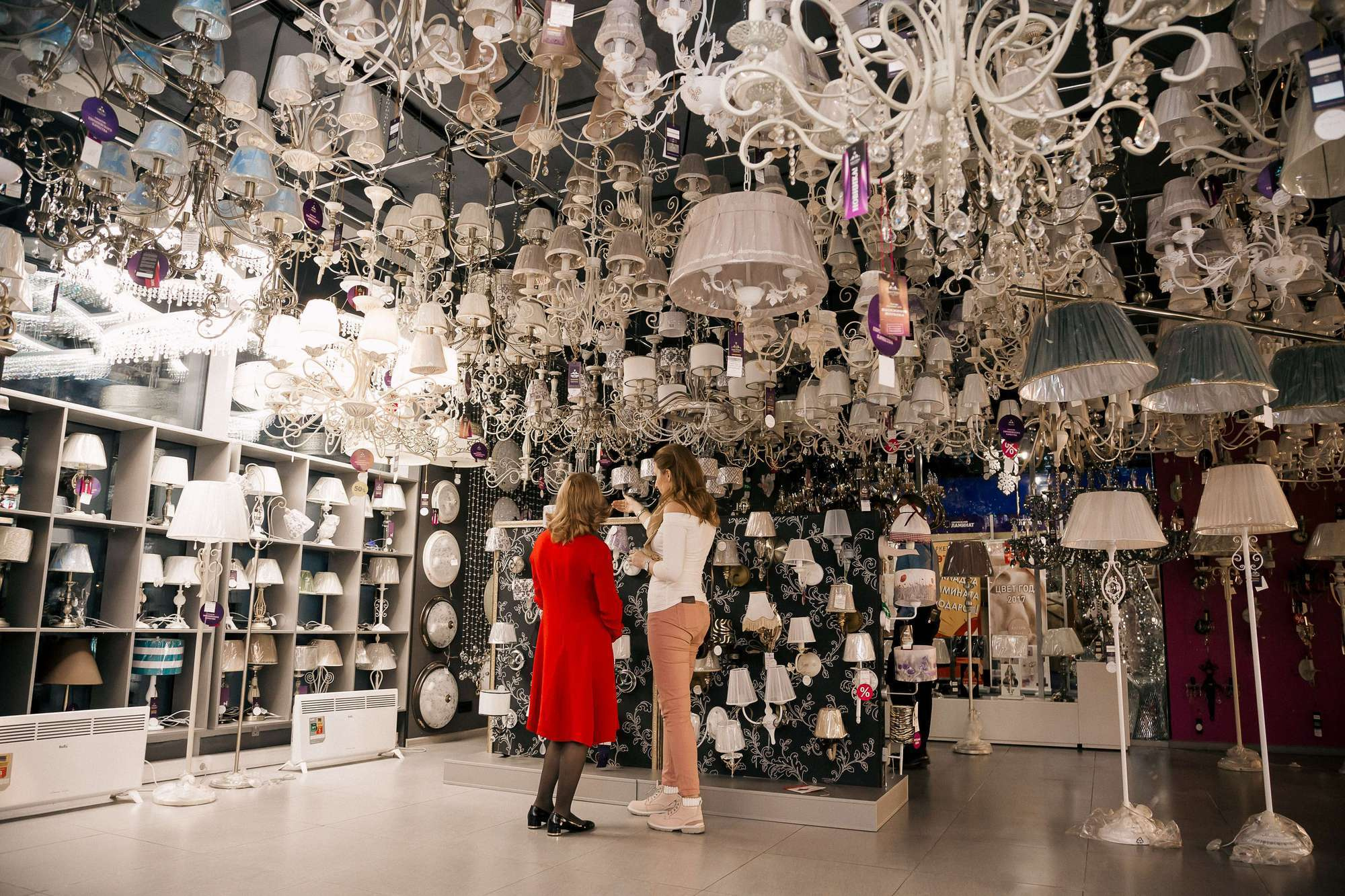 Презентация немецкого бренда Maytoni в салоне Орион свет. Фотограф во Владивостоке Антон Блохин