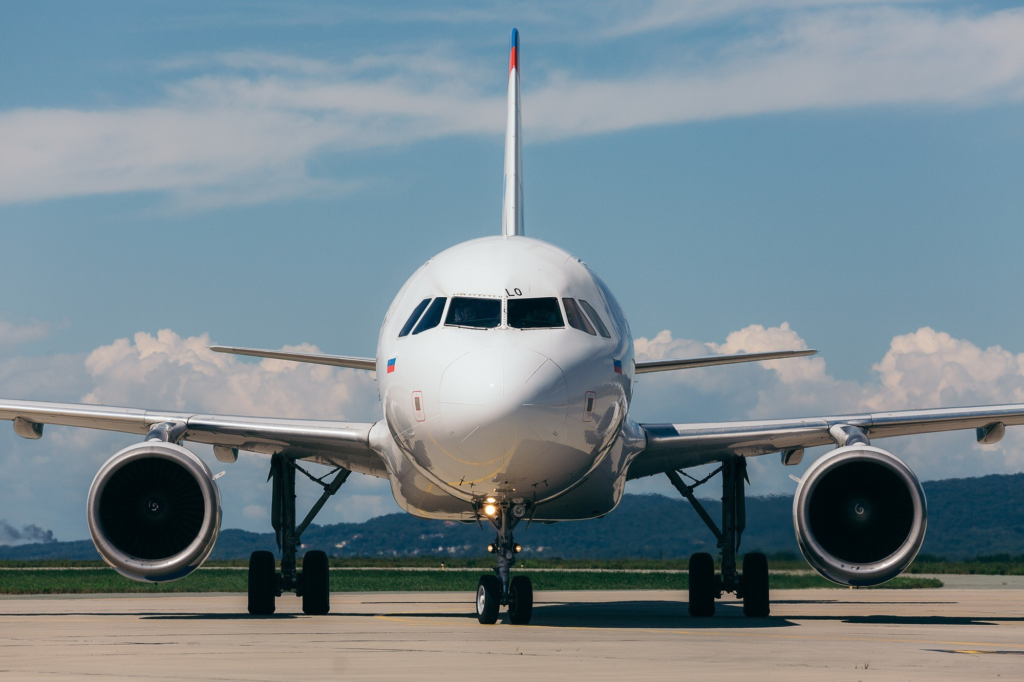 Авиаспоттинг в аэропорту Владивостока. Wedding and family photographer in Vladivostok Anton Blokhin