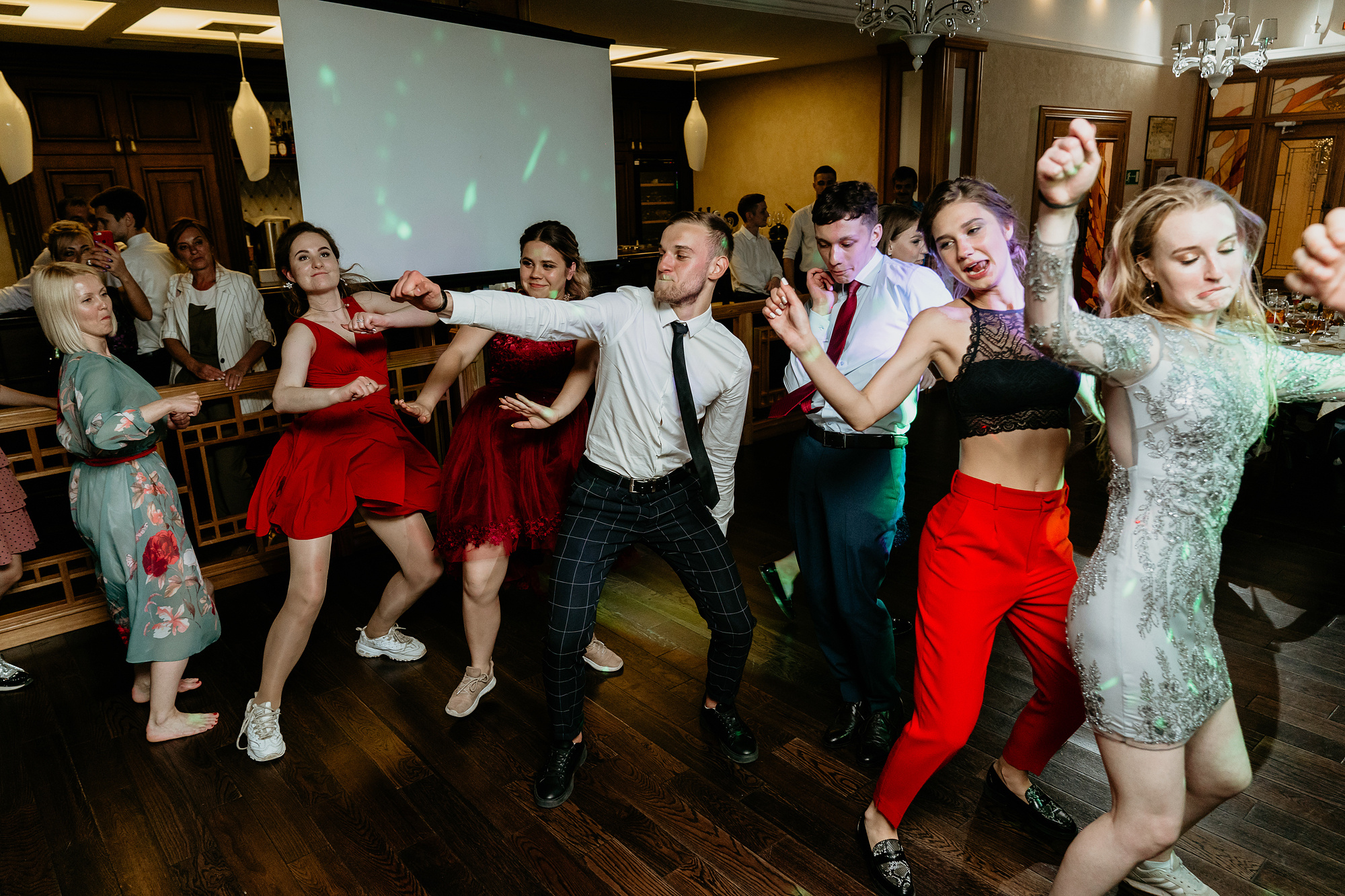 ШКОЛЬНЫЙ ВЫПУСКНОЙ 2019. Фотограф во Владивостоке Антон Блохин