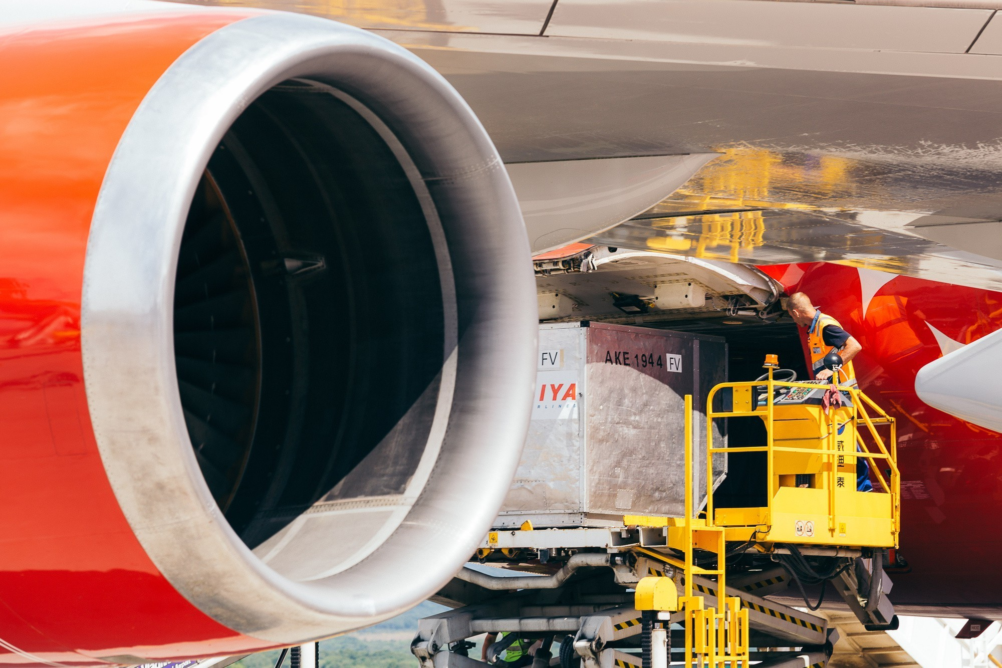 Авиаспоттинг в аэропорту Владивостока. Wedding and family photographer in Vladivostok Anton Blokhin