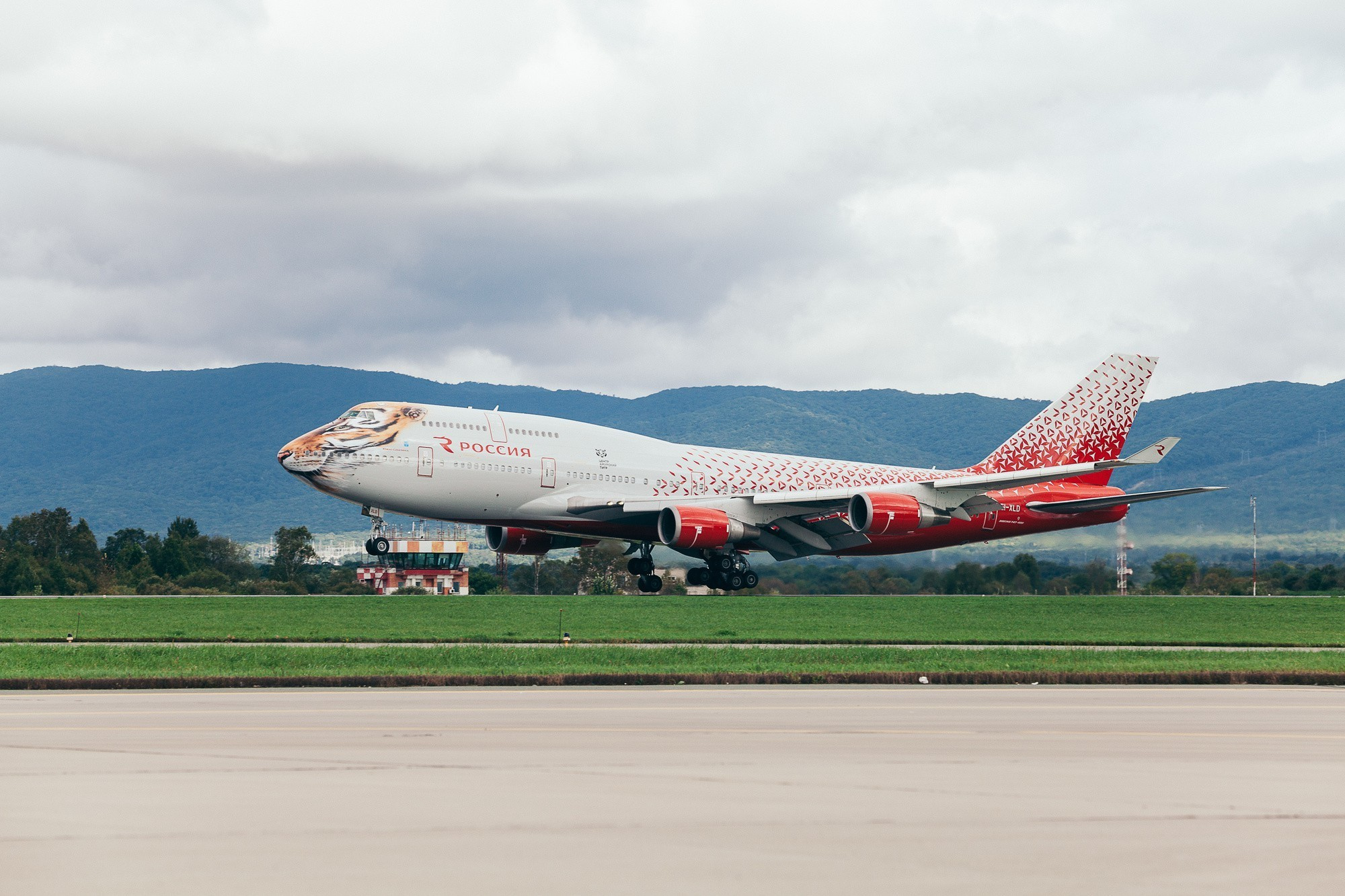 Авиаспоттинг в аэропорту Владивостока. Wedding and family photographer in Vladivostok Anton Blokhin