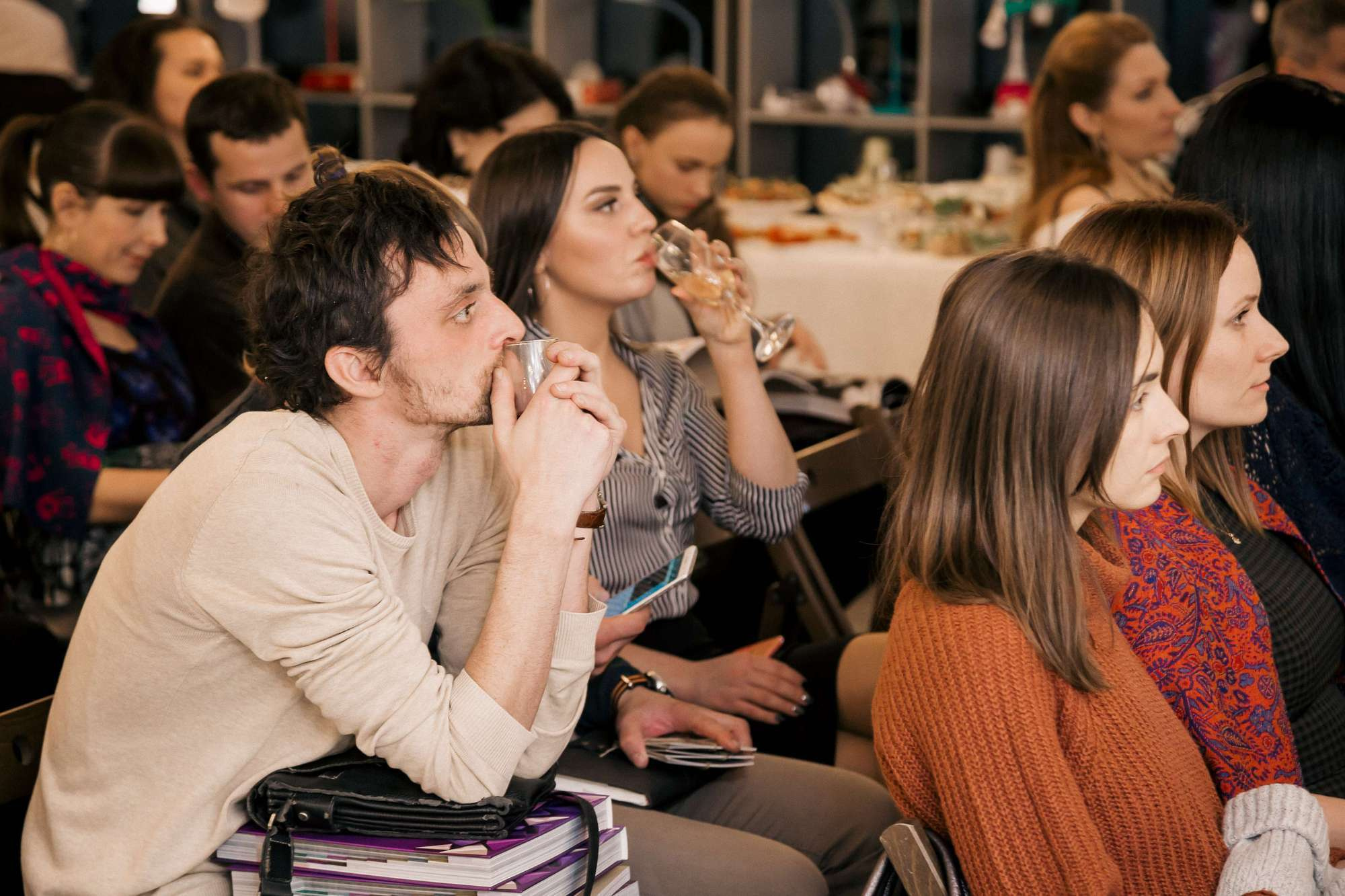 Презентация немецкого бренда Maytoni в салоне Орион свет. Фотограф во Владивостоке Антон Блохин