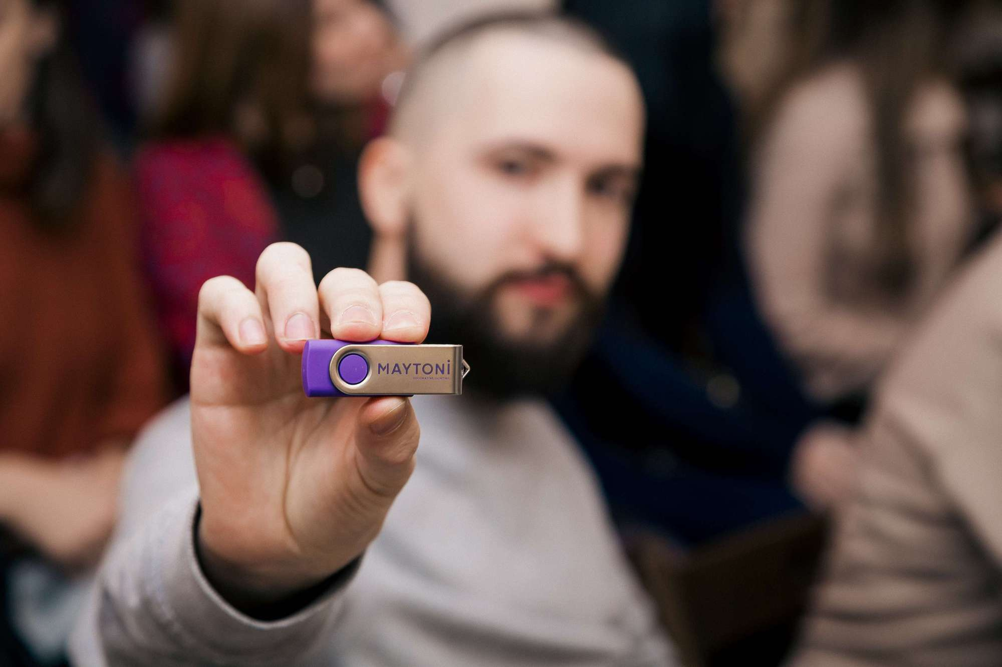 Презентация немецкого бренда Maytoni в салоне Орион свет. Фотограф во Владивостоке Антон Блохин