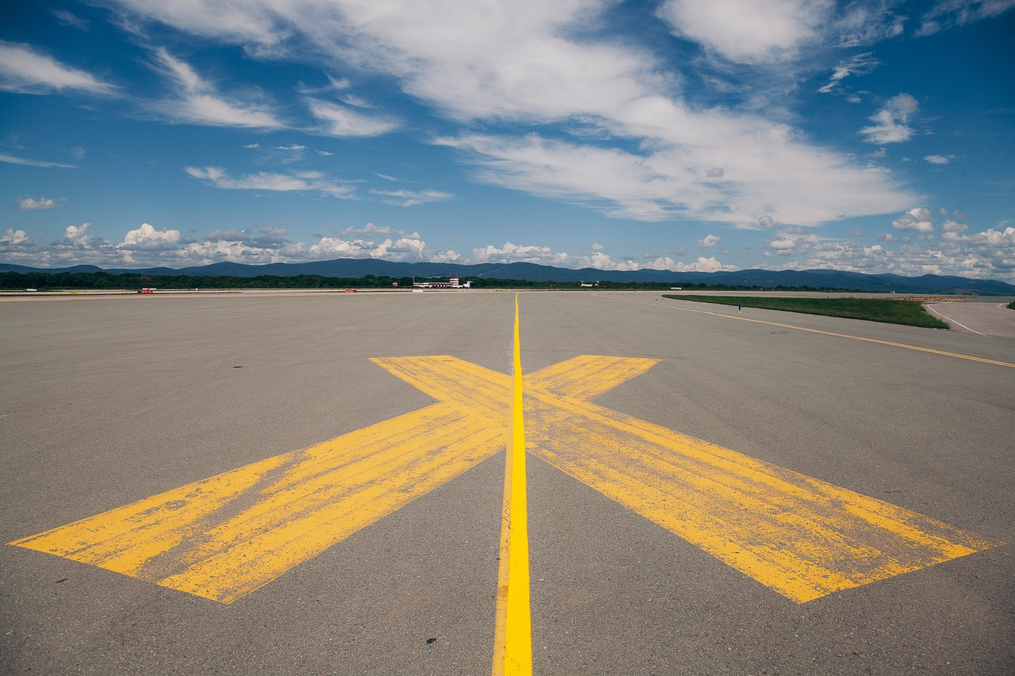 Авиаспоттинг в аэропорту Владивостока. Wedding and family photographer in Vladivostok Anton Blokhin