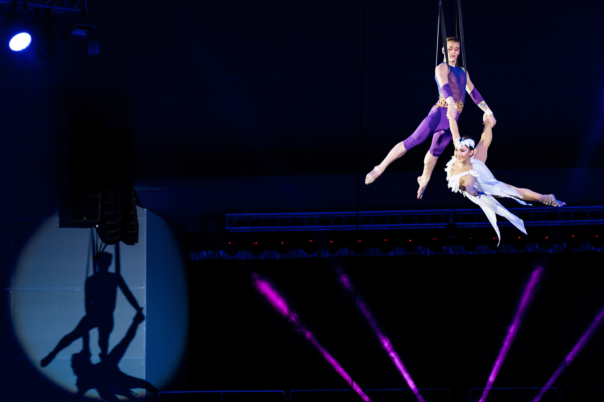 Государственный цирк Бурятии «Легенды Байкала — 9 ветвей». Wedding and family photographer in Vladivostok Anton Blokhin