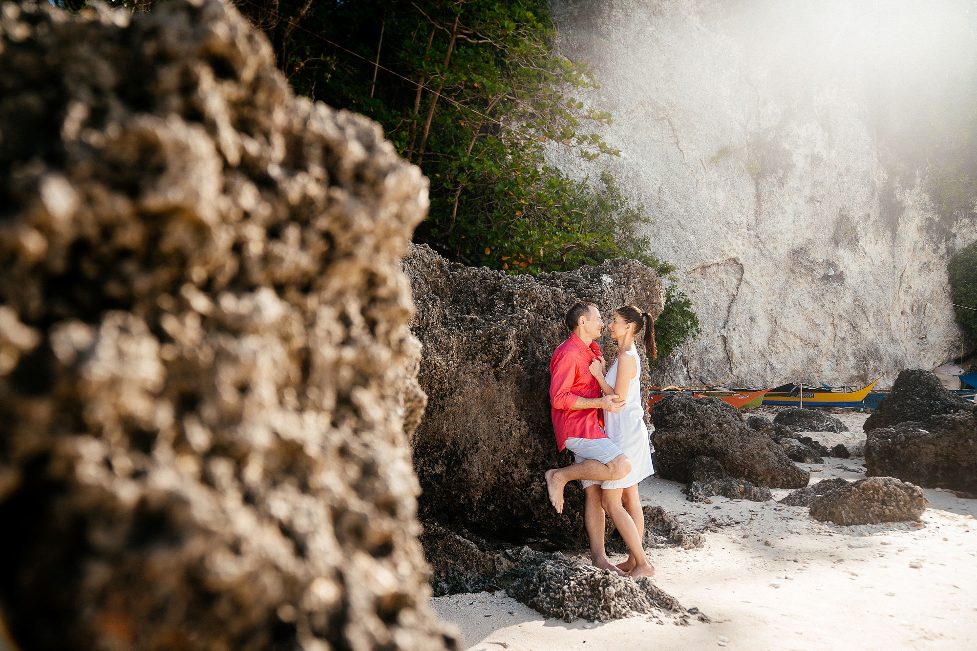 LOVESTORY ON BORACAY. Wedding and family photographer in Vladivostok Anton Blokhin
