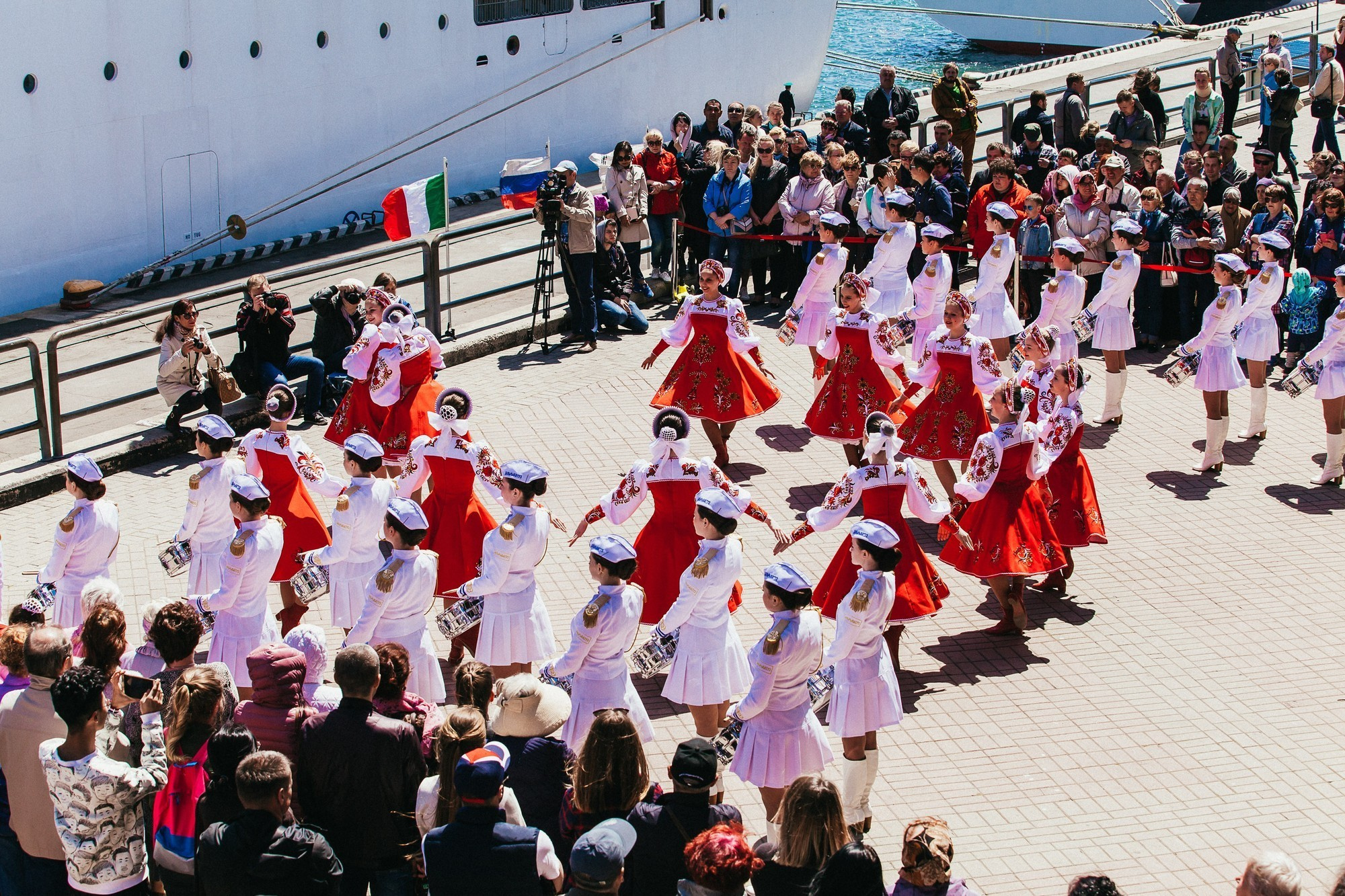Круизный лайнер Costa Victoria во Владивостоке (2.05.17). Фотограф во Владивостоке Антон Блохин