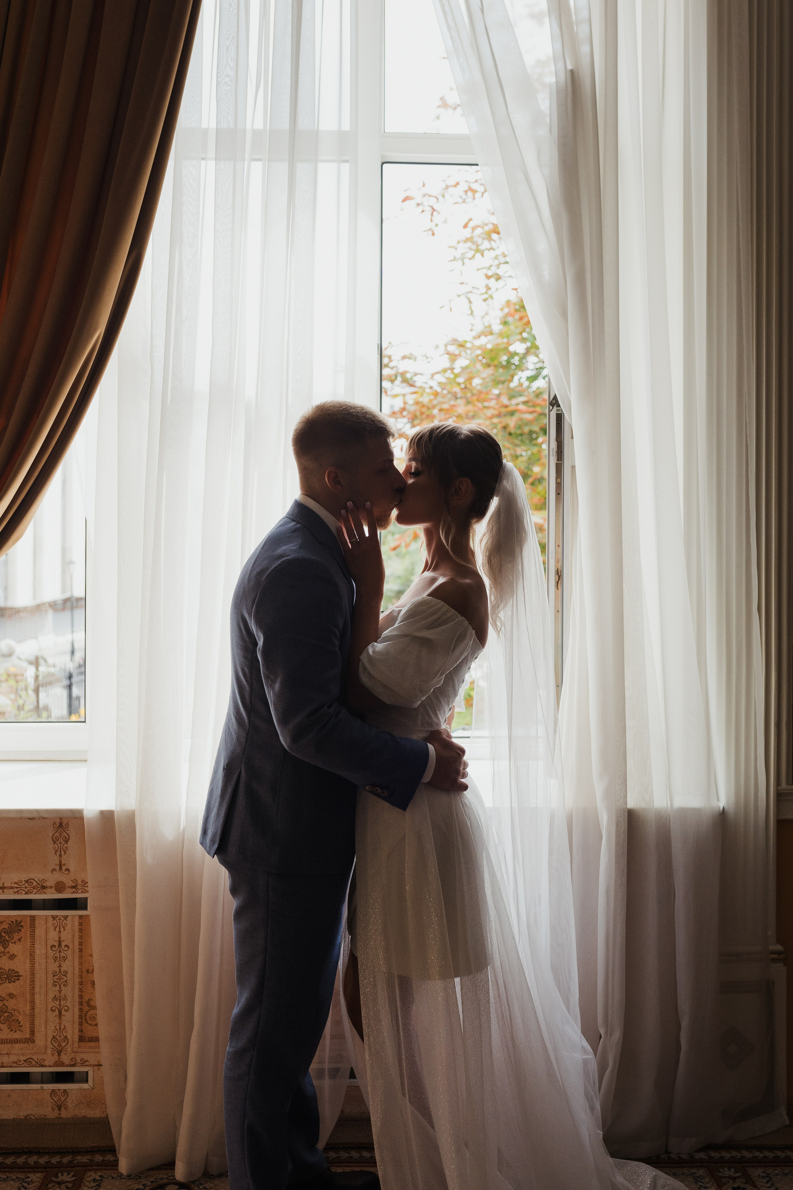 Артем и Анастасия, Mariott Taganskaya. Свадебный фотограф в Москве Анна Полушина