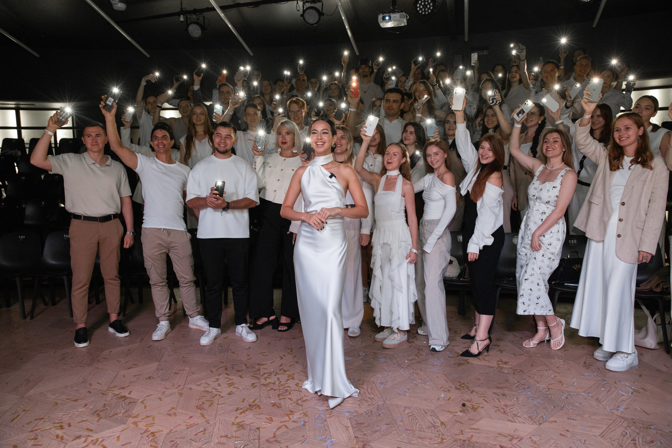 Полина Маришова | Оффлайн Тренинг по речи и голосу. Фотограф брендов и бизнеса в Москве Алексей Сентюрин