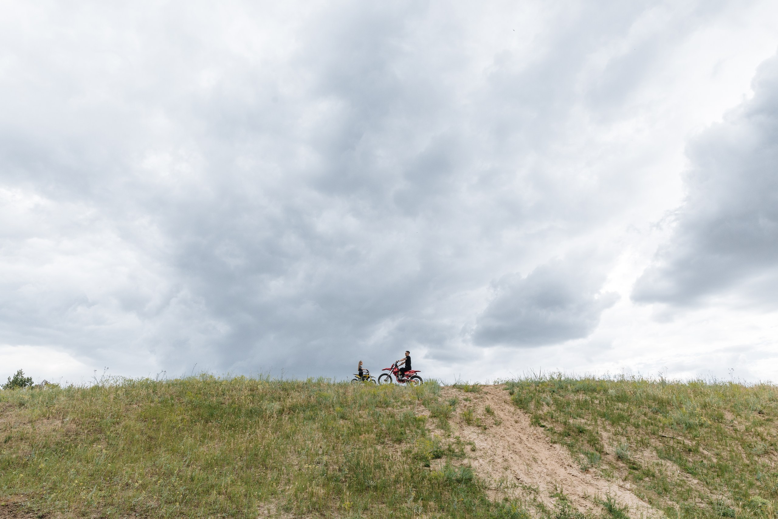 Папа, дочка и два эндуро. Профессиональный фотограф в Волгодонске и Ростове Владимир Казак
