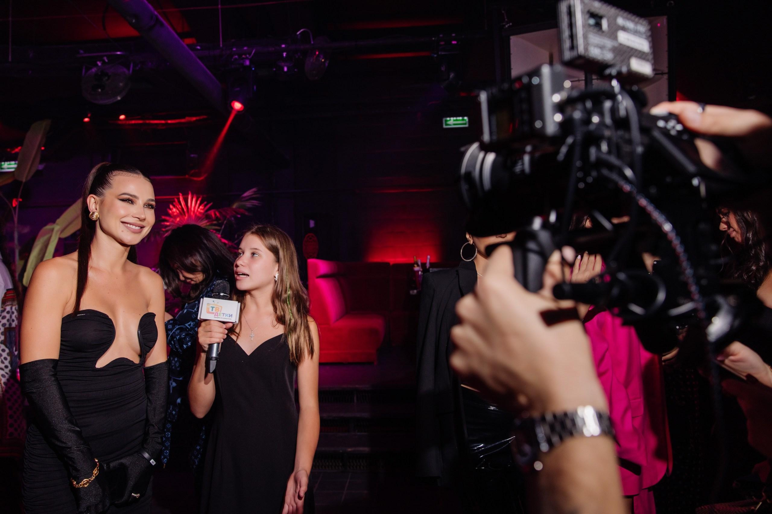 День рождения Helen Yes. Репортажный фотограф Ольга Кочетова в Москве