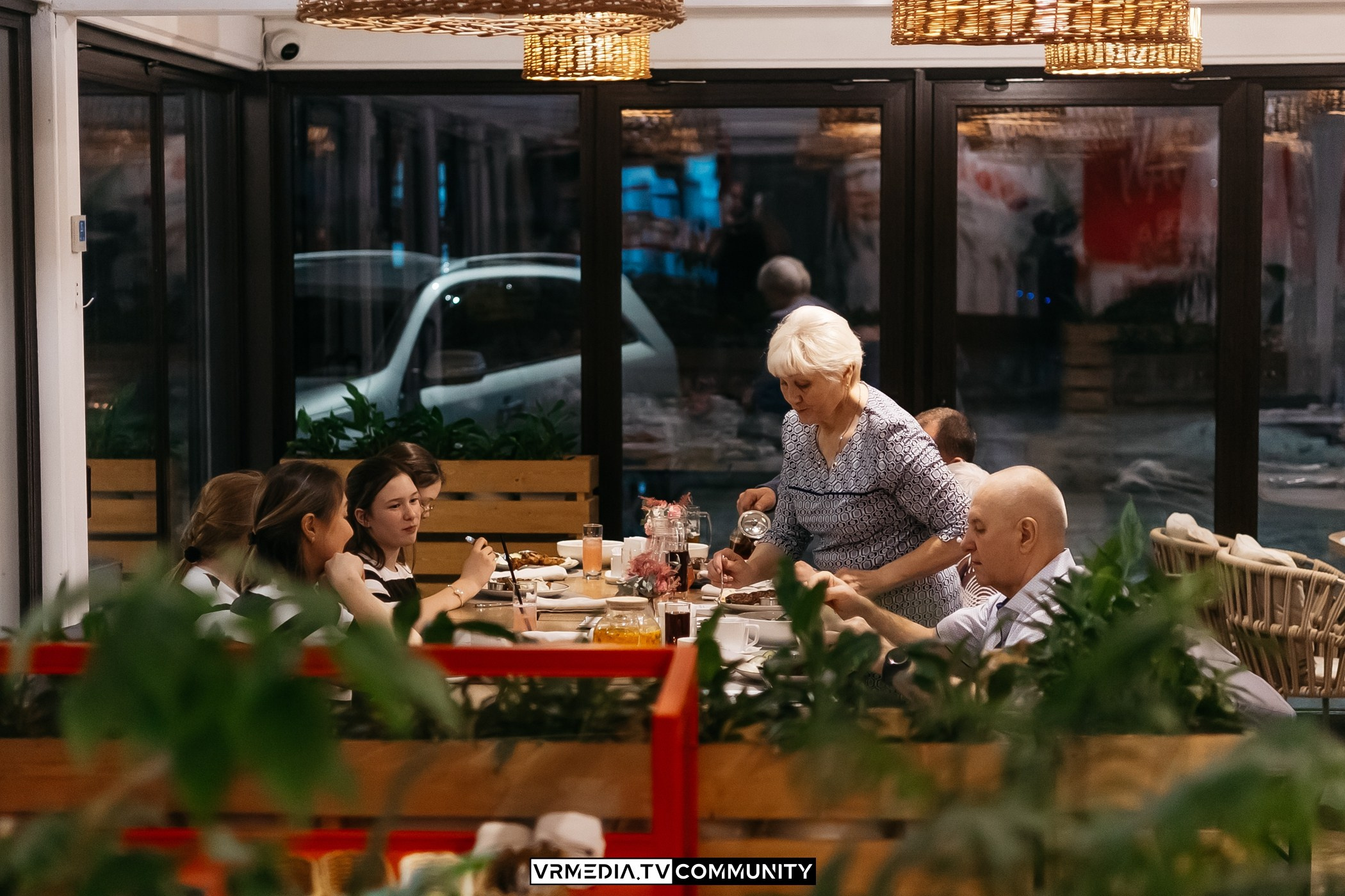 Вечер в ресторане «Volna»