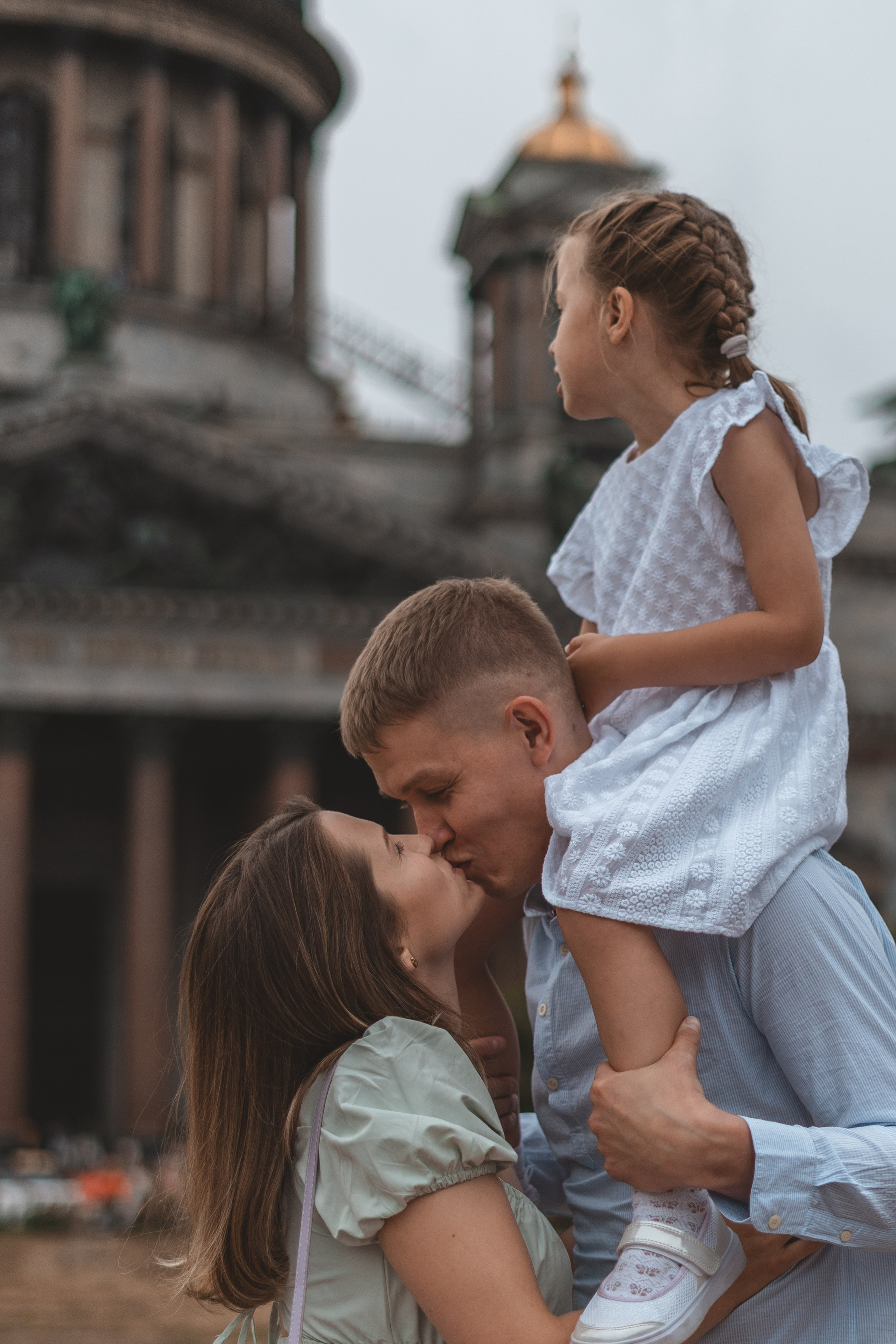 KULIKOVSKY. MILATE — выпускные альбомы, фотосессии и видео в Москве