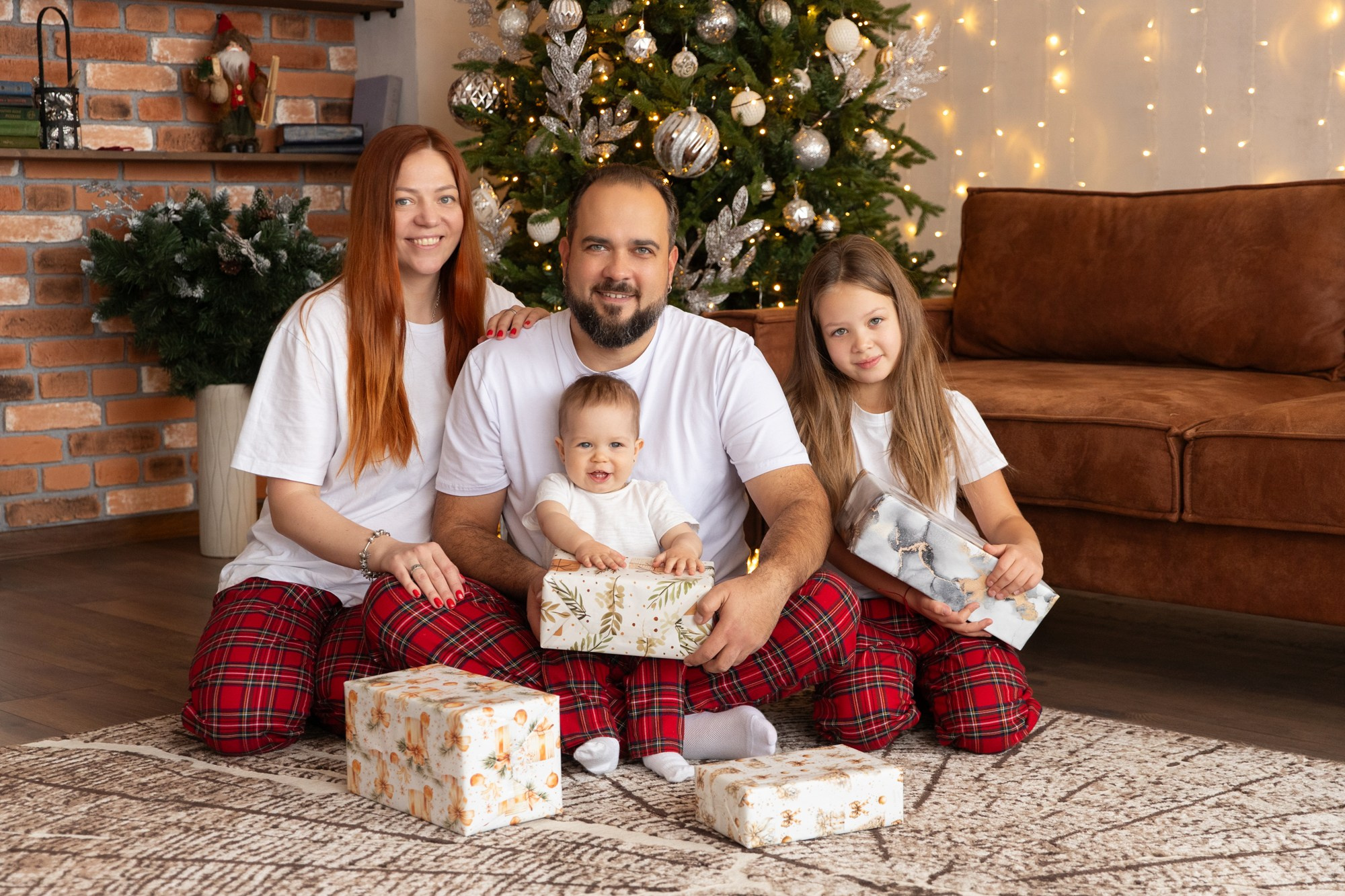 Семейная Новогодняя фотосессия. Профессиональный фотограф Анастасия Кохно