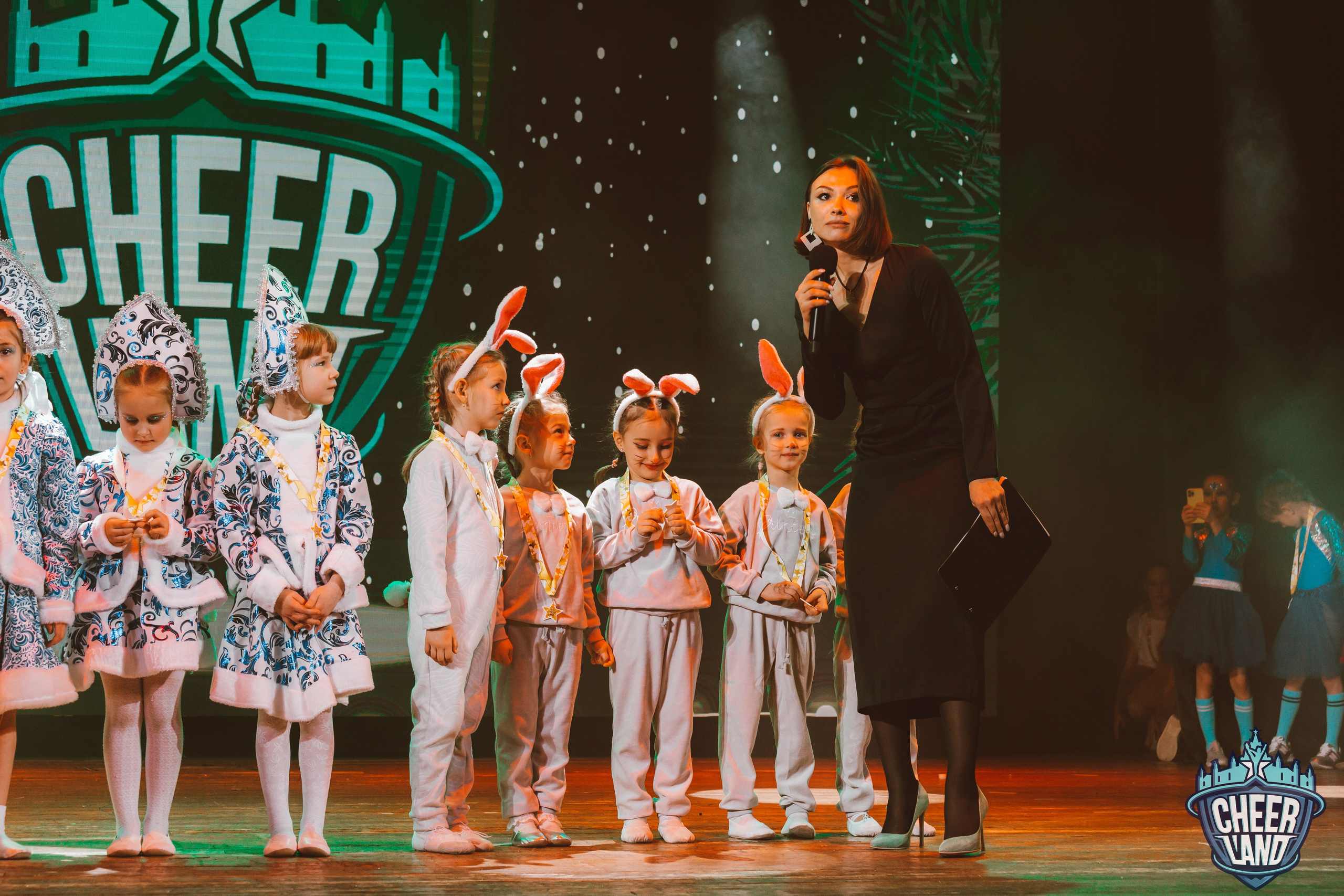 КОСМИЧЕСКОЕ НОВОГОДНЕЕ ПУТЕШЕСТВИЕ «CHEER LAND». Репортажный, семейный, свадебный, портретный фотограф