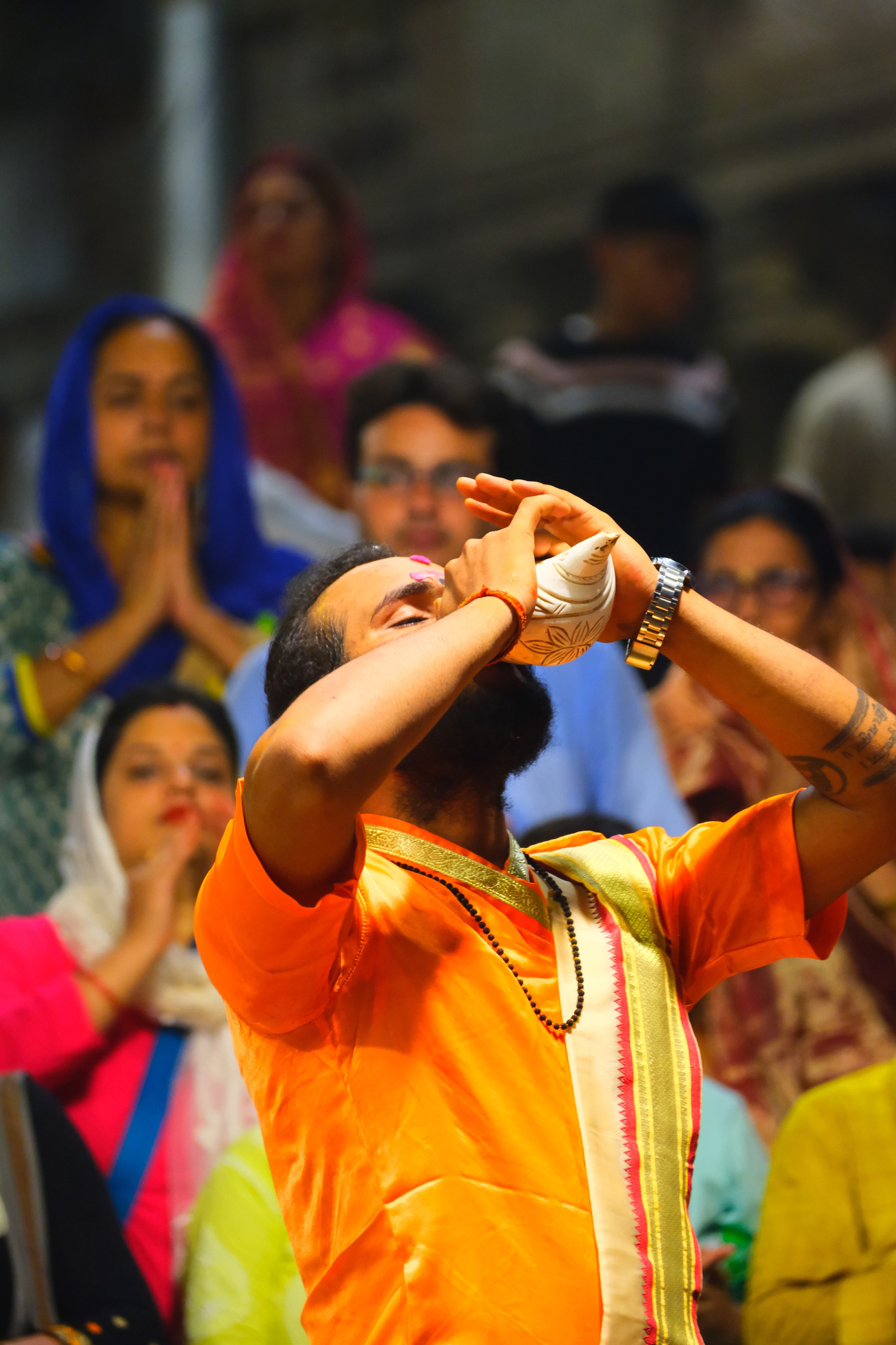 VARANASI. Https://www.instagram.com/paparrazzio