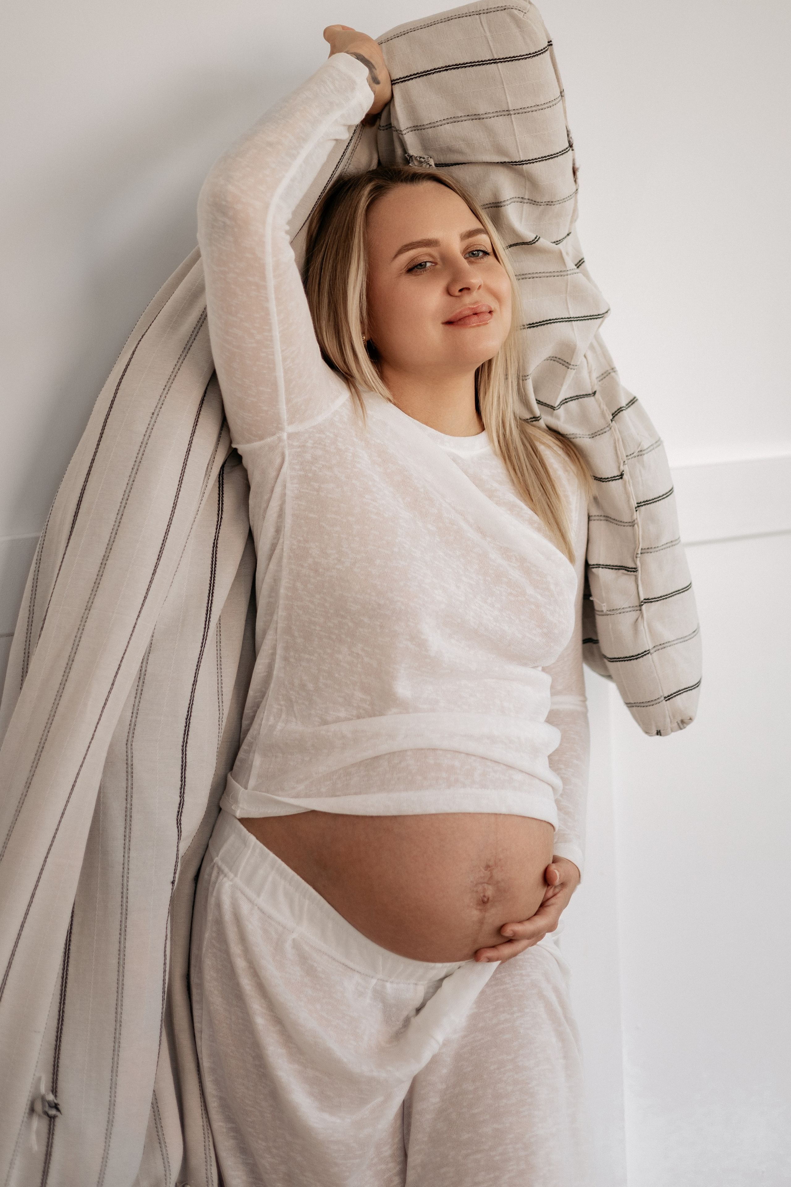 Съемка беременности в городе- Анапе, Новороссийске, Михайловке. Запечатлейте магию материнства. Валерия Михайлова — фотограф Анапа, Темрюк, Геленджик, Абрау-Дюрсо, Новороссийск, Голубицкая