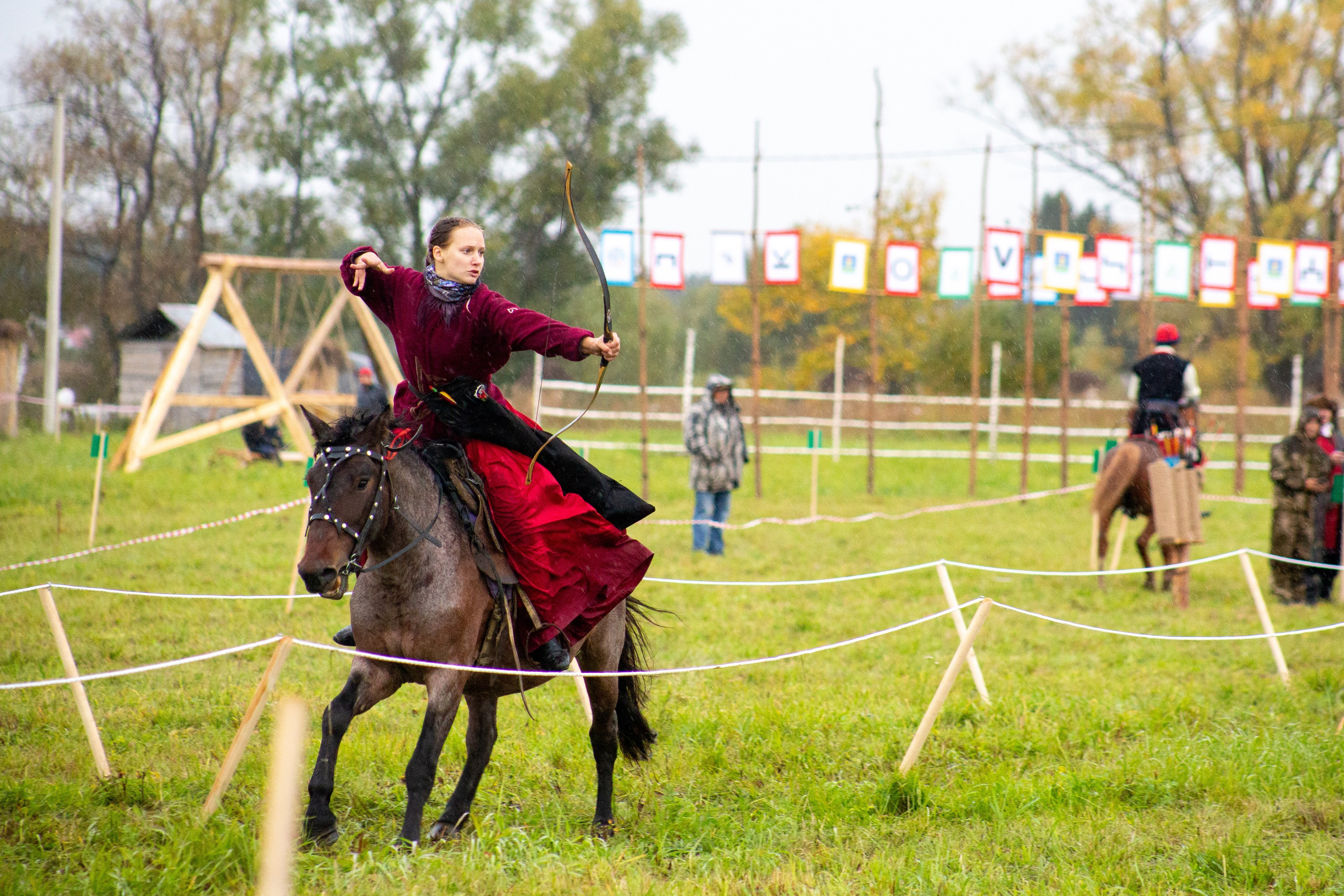 Фотосессия: Межрегиональный фестиваль стрельбы из лука