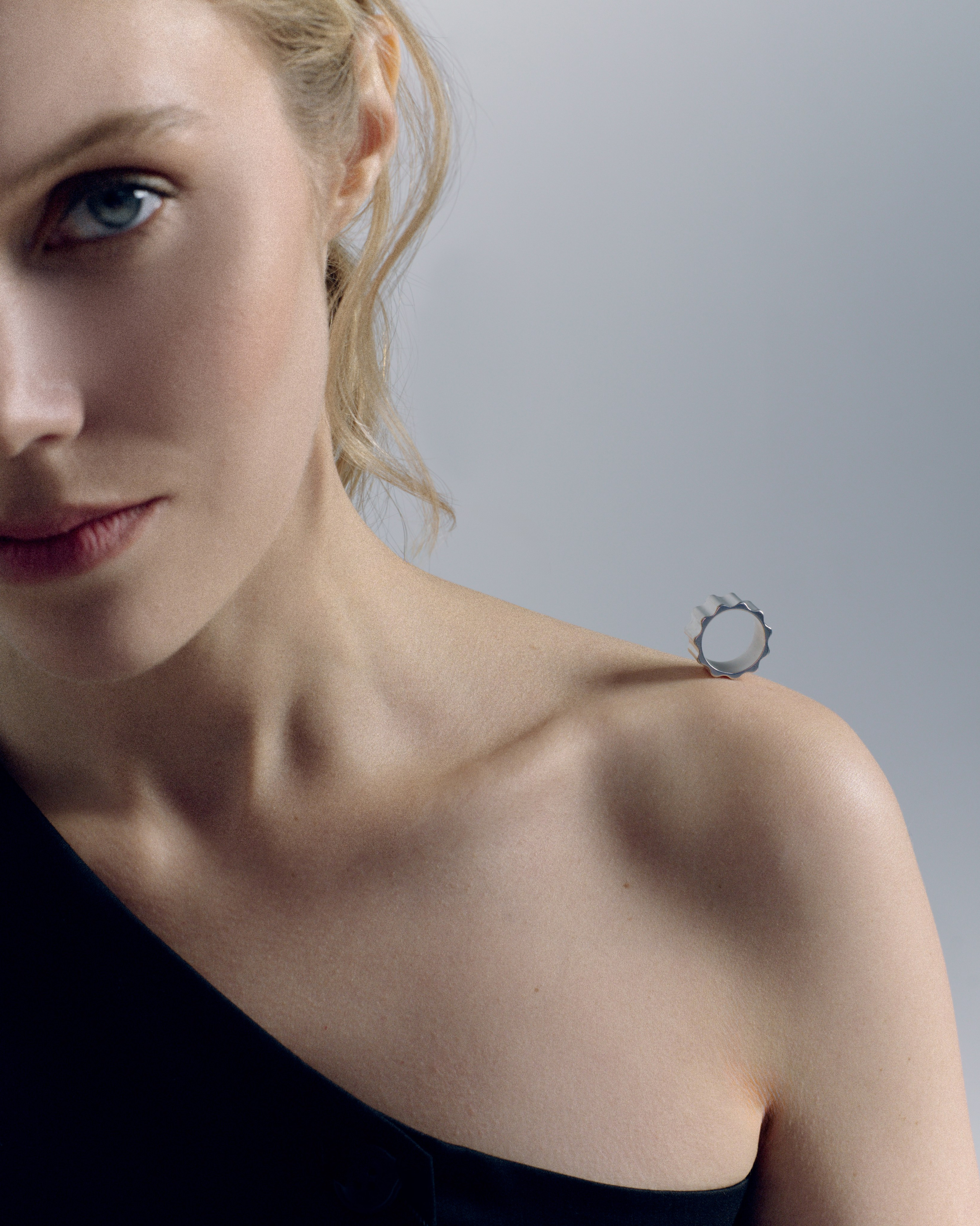 FOR ALVAAR JEWELRY. Alinsmv