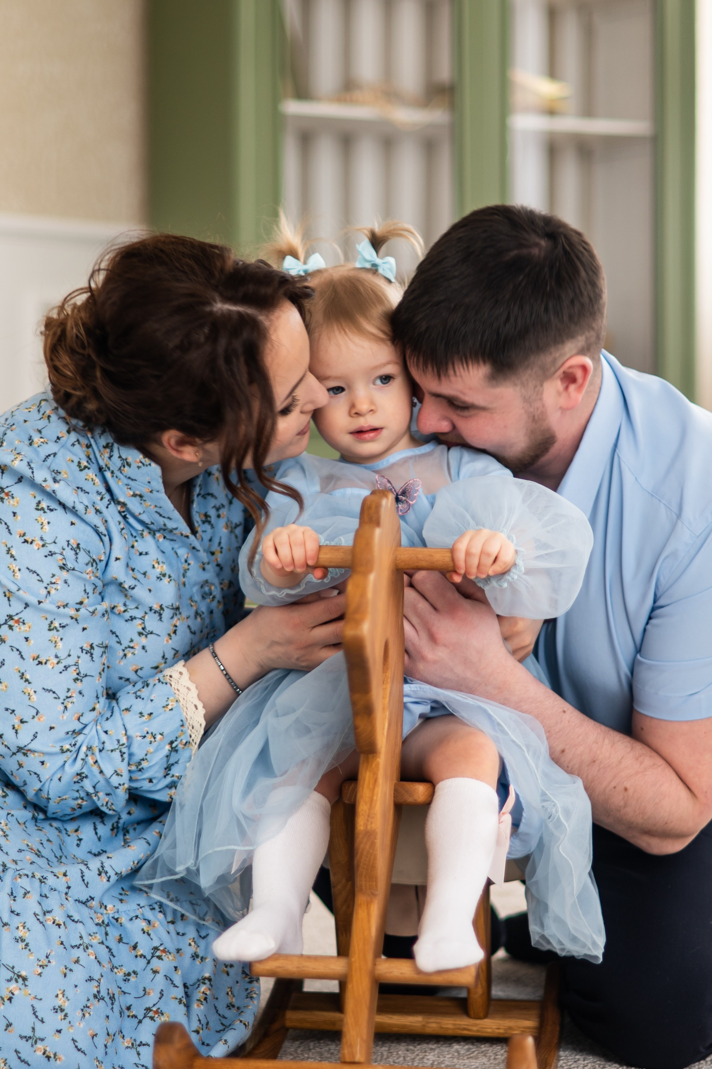 Я Ольга Казанцева, фотографирую снимаю ваши киноистории и печатаю фото и цифровые портреты на холсте