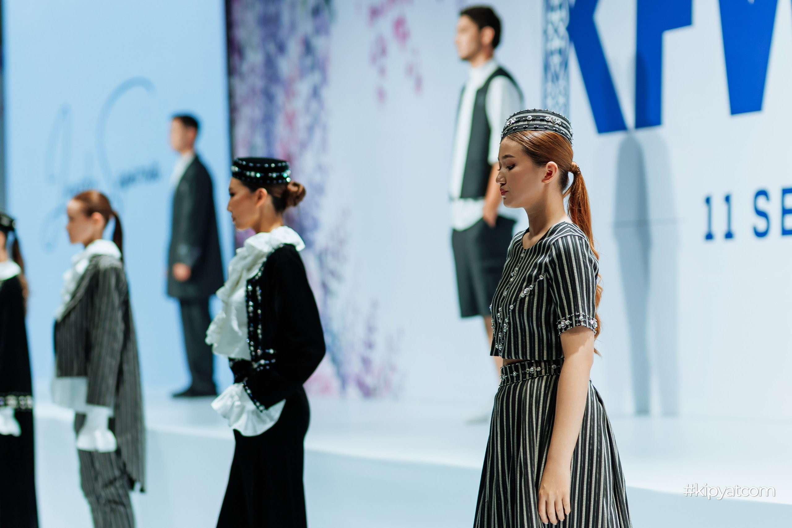 KAZAKHSTAN FASHION WEEK SHYMKENT 11 SEASON. Кипятком Шымкент