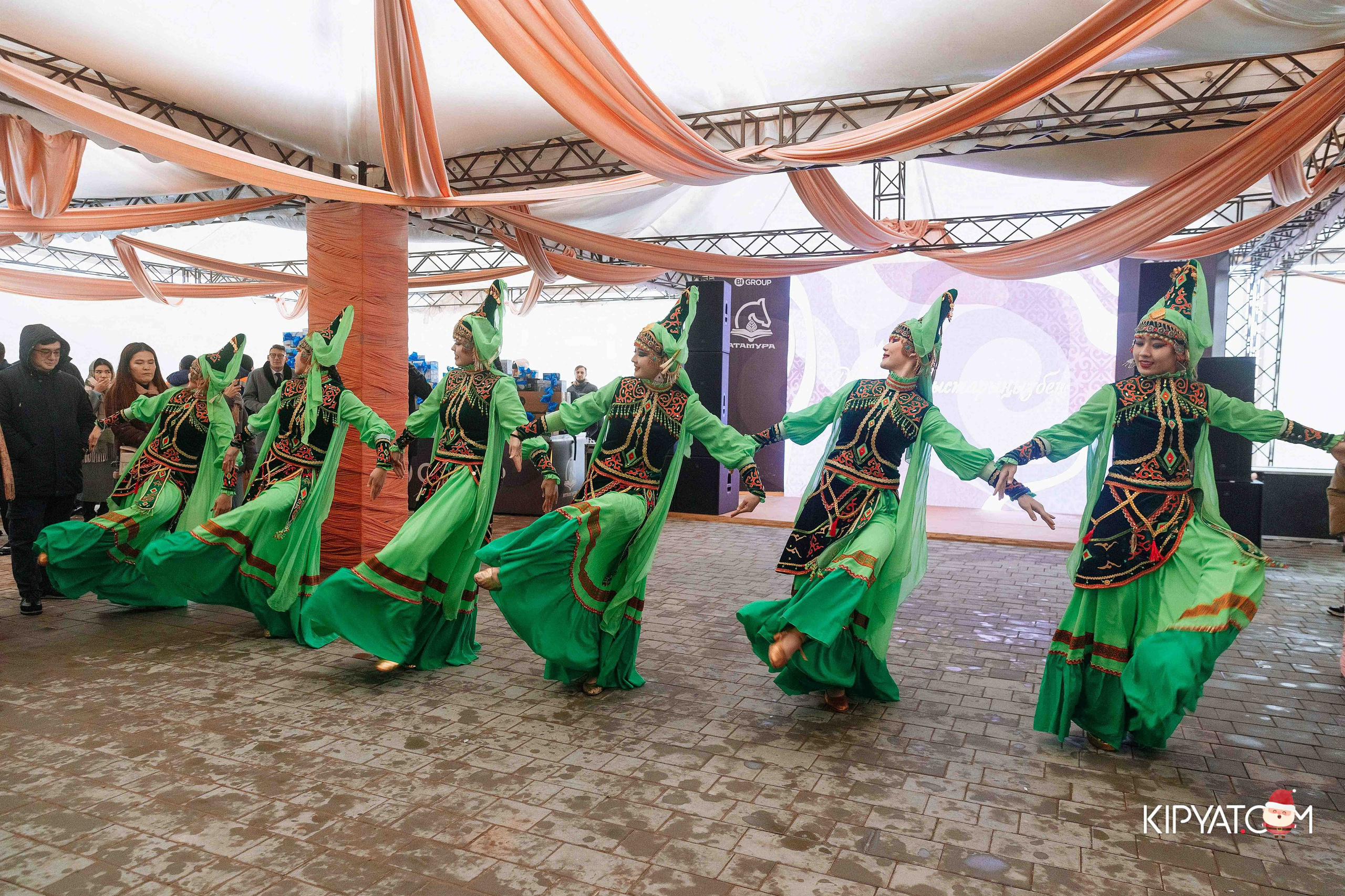 Открытие бигвилля Атамура