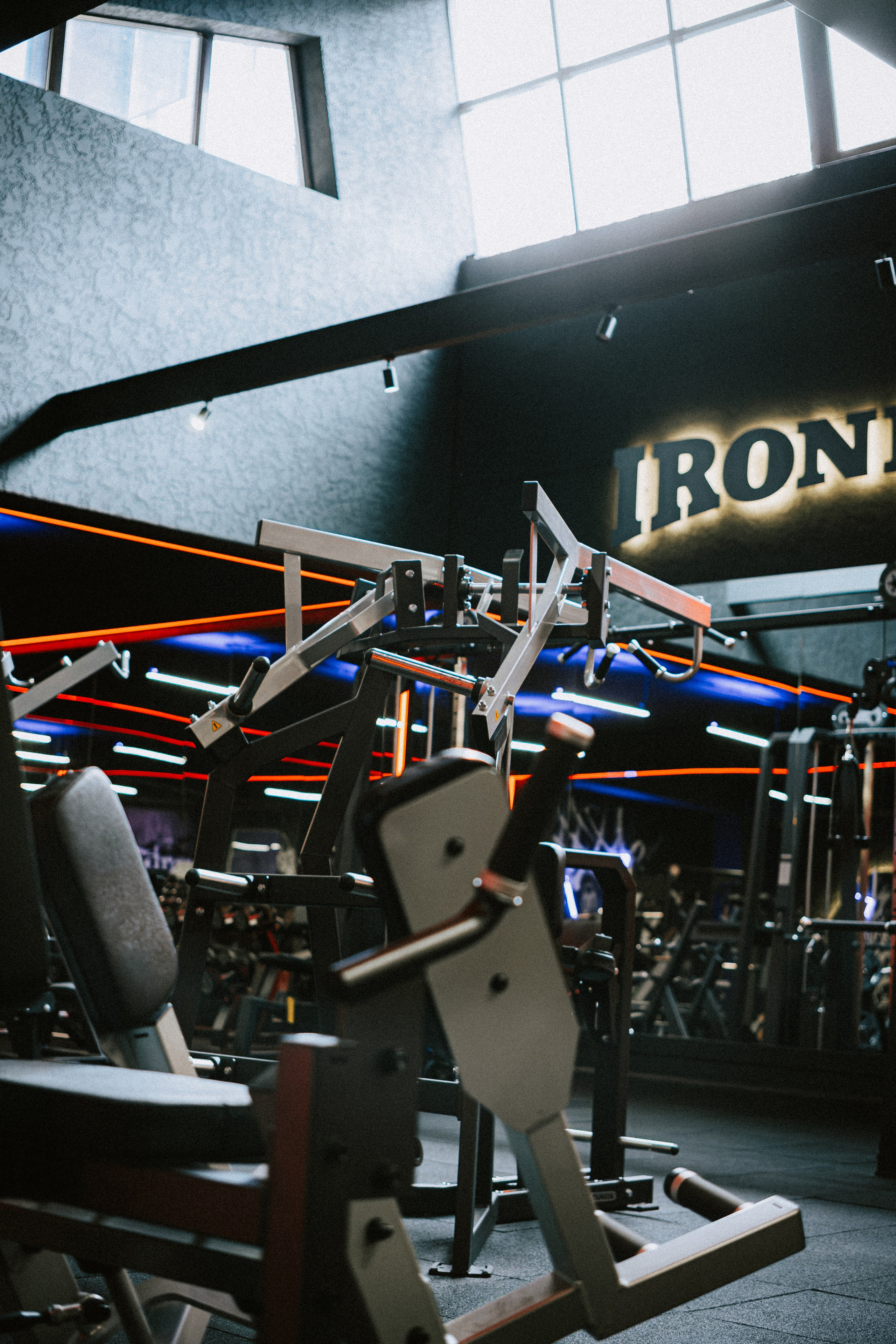 Контент-съемка для спортзала «IRONMAN». Коммерческий и Портретный Фотограф Симферополь Крым Максим Махо