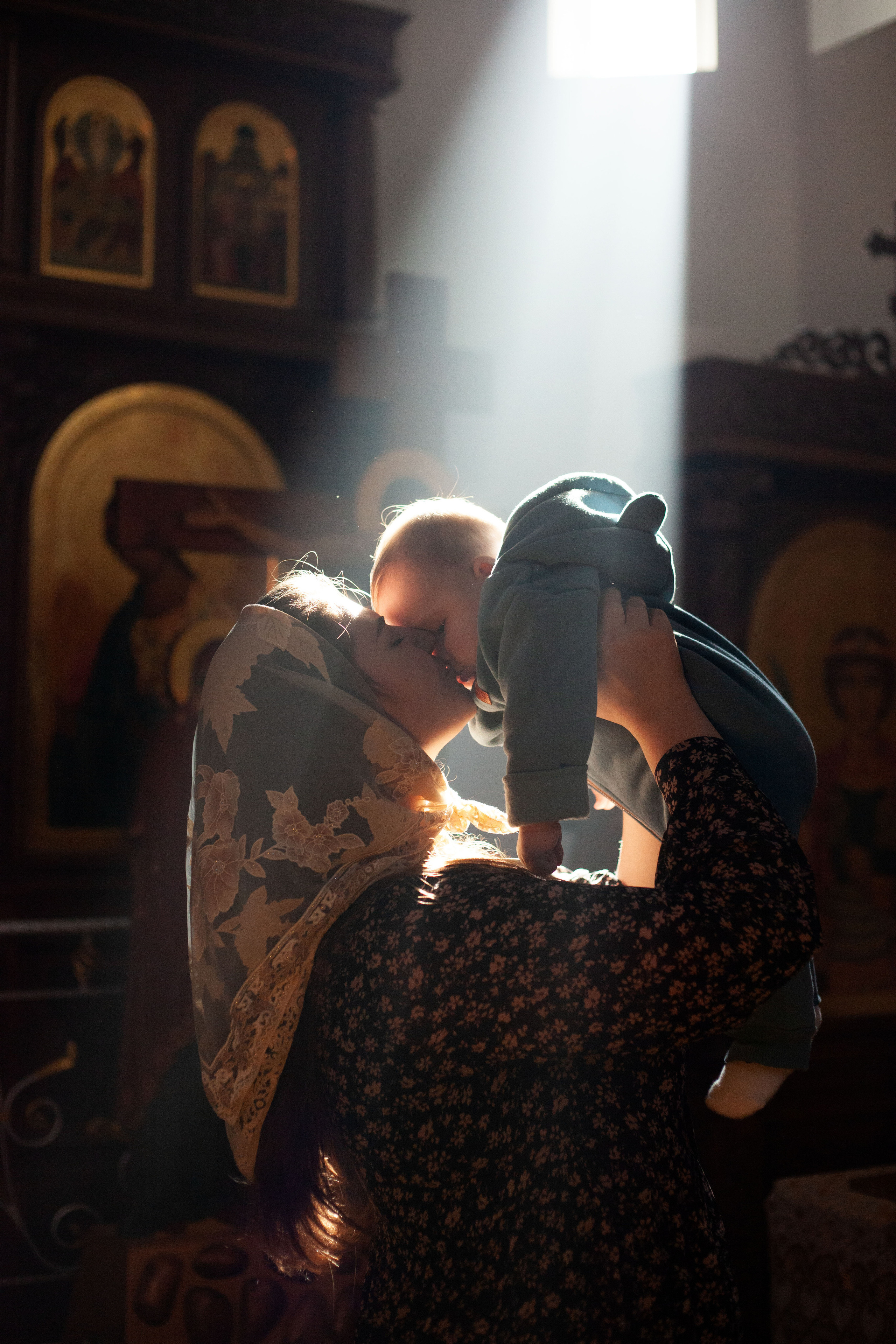 Крещение малыша 6 месяцев. Фотограф видеограф Ольга Василевская