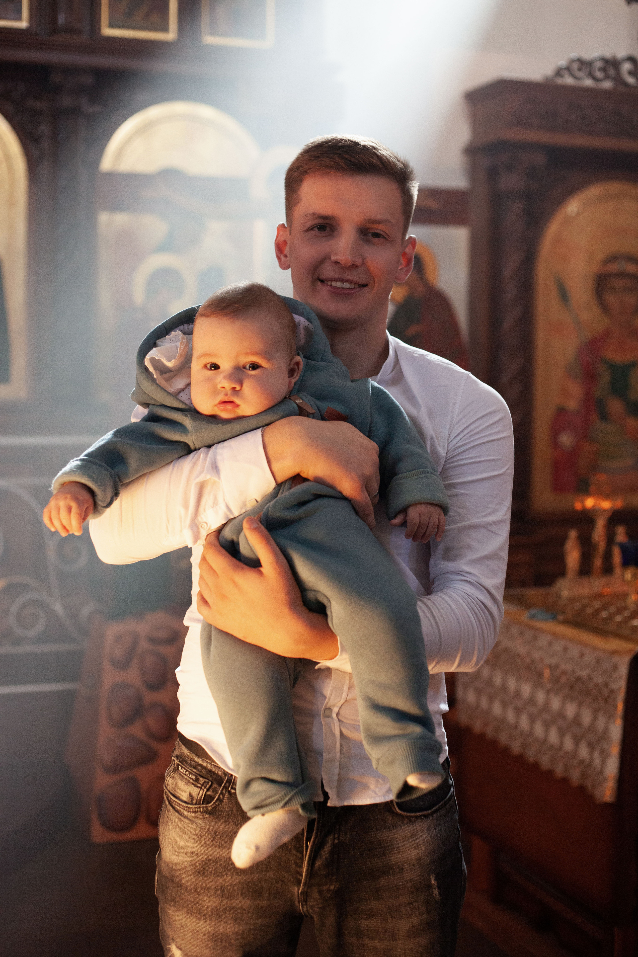 Крещение малыша 6 месяцев. Фотограф видеограф Ольга Василевская