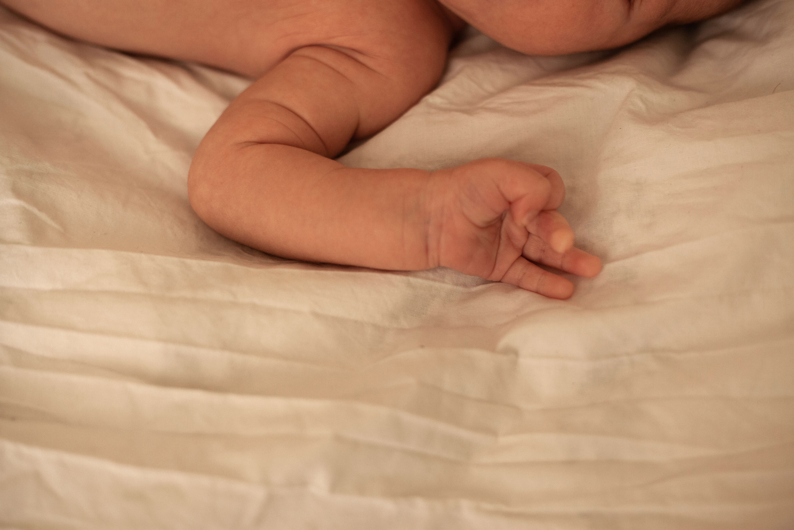 Newborn 14 дней. Фотограф видеограф Ольга Василевская