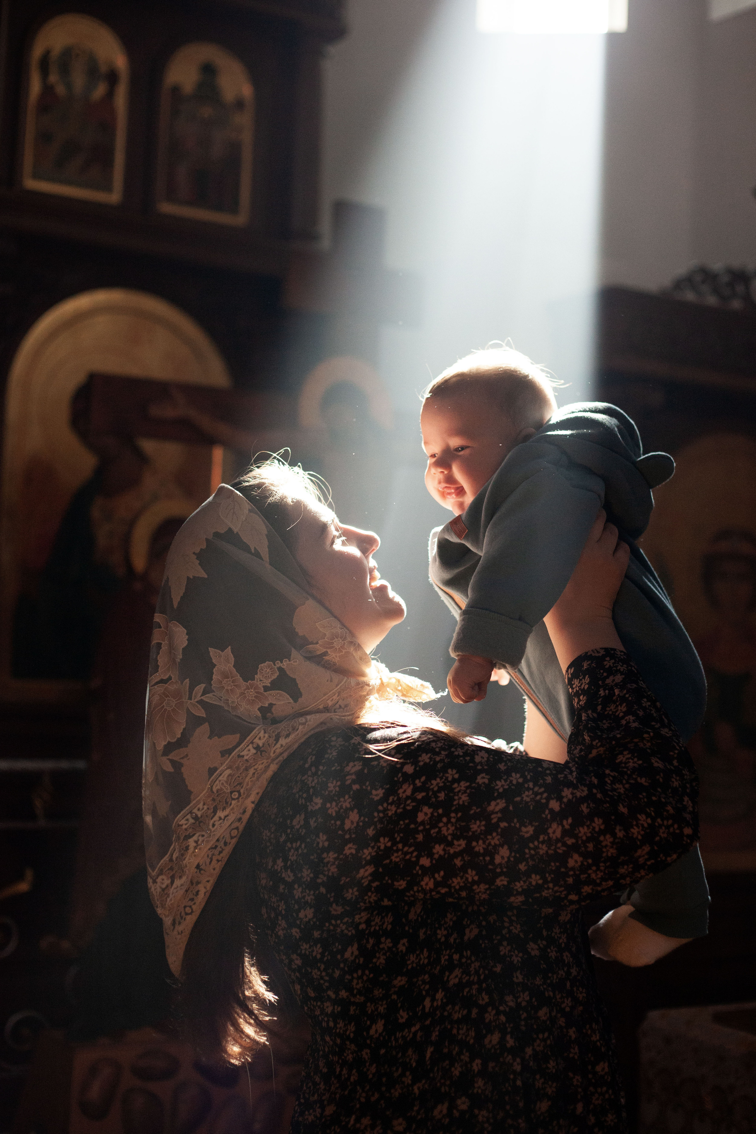 Крещение малыша 6 месяцев. Фотограф видеограф Ольга Василевская