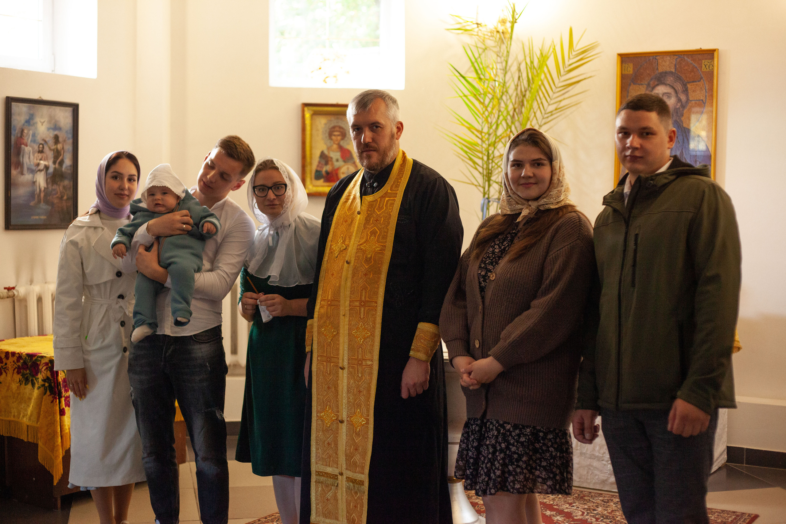 Крещение малыша 6 месяцев. Фотограф видеограф Ольга Василевская
