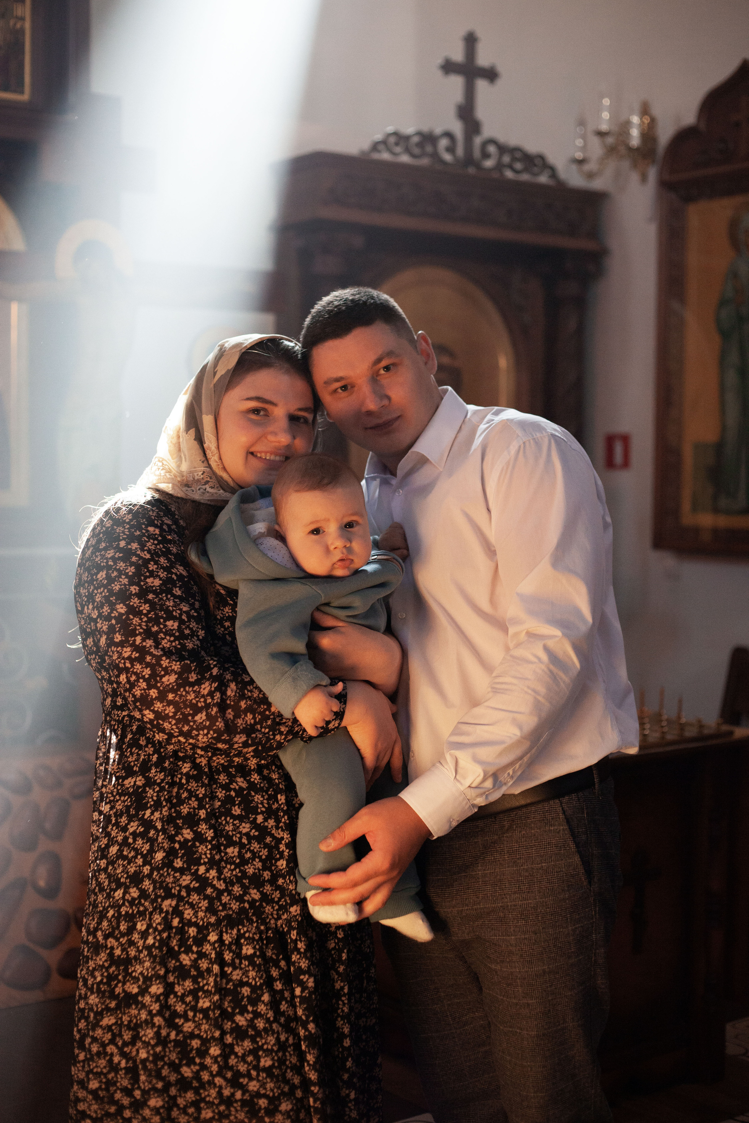 Крещение малыша 6 месяцев. Фотограф видеограф Ольга Василевская