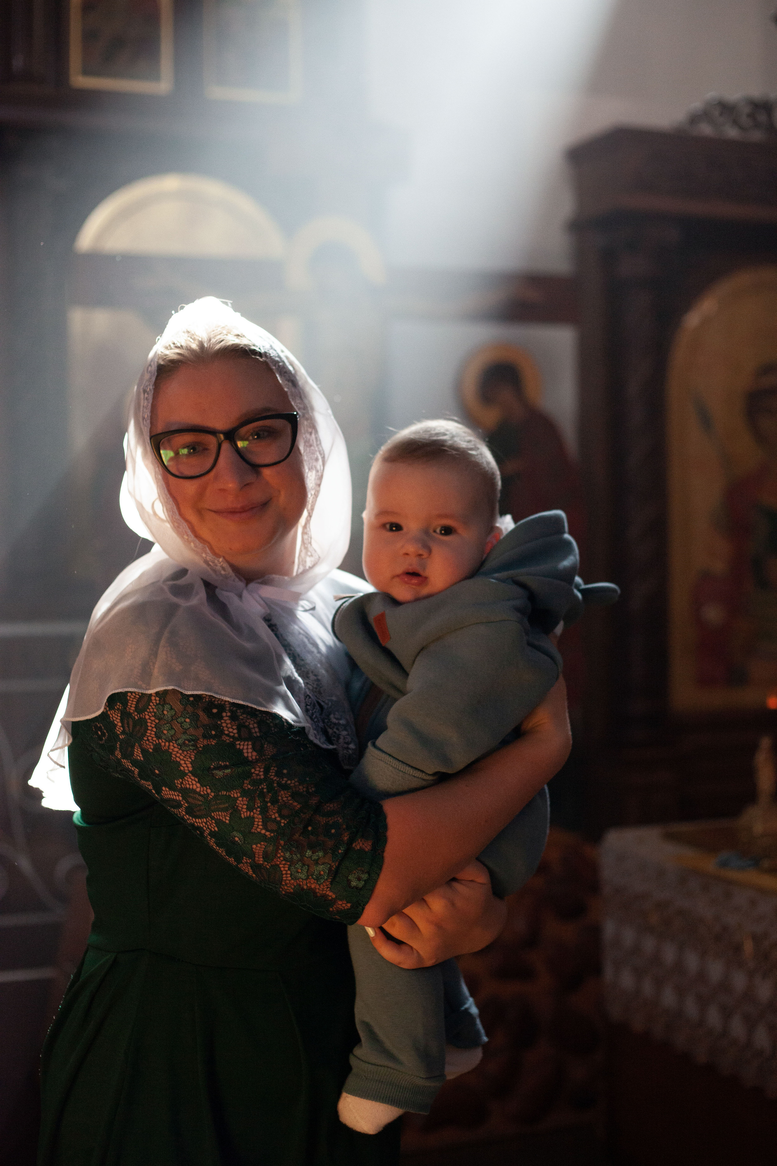 Крещение малыша 6 месяцев. Фотограф видеограф Ольга Василевская