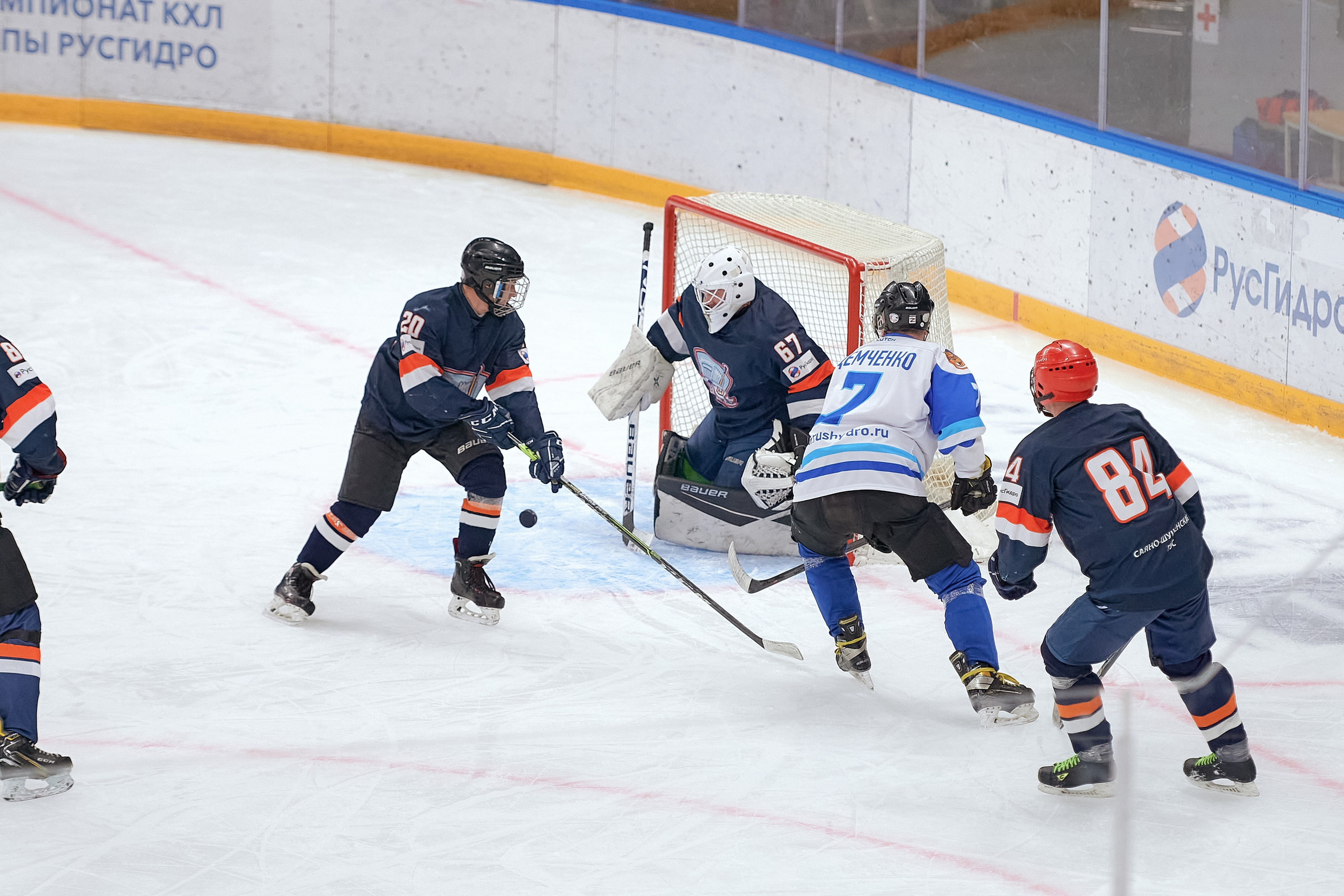 Портфолио репортажной фотосъёмки: Кристалл арена — Хоккей — РусГидро. Фотограф Яковлев Роман — Красноярск